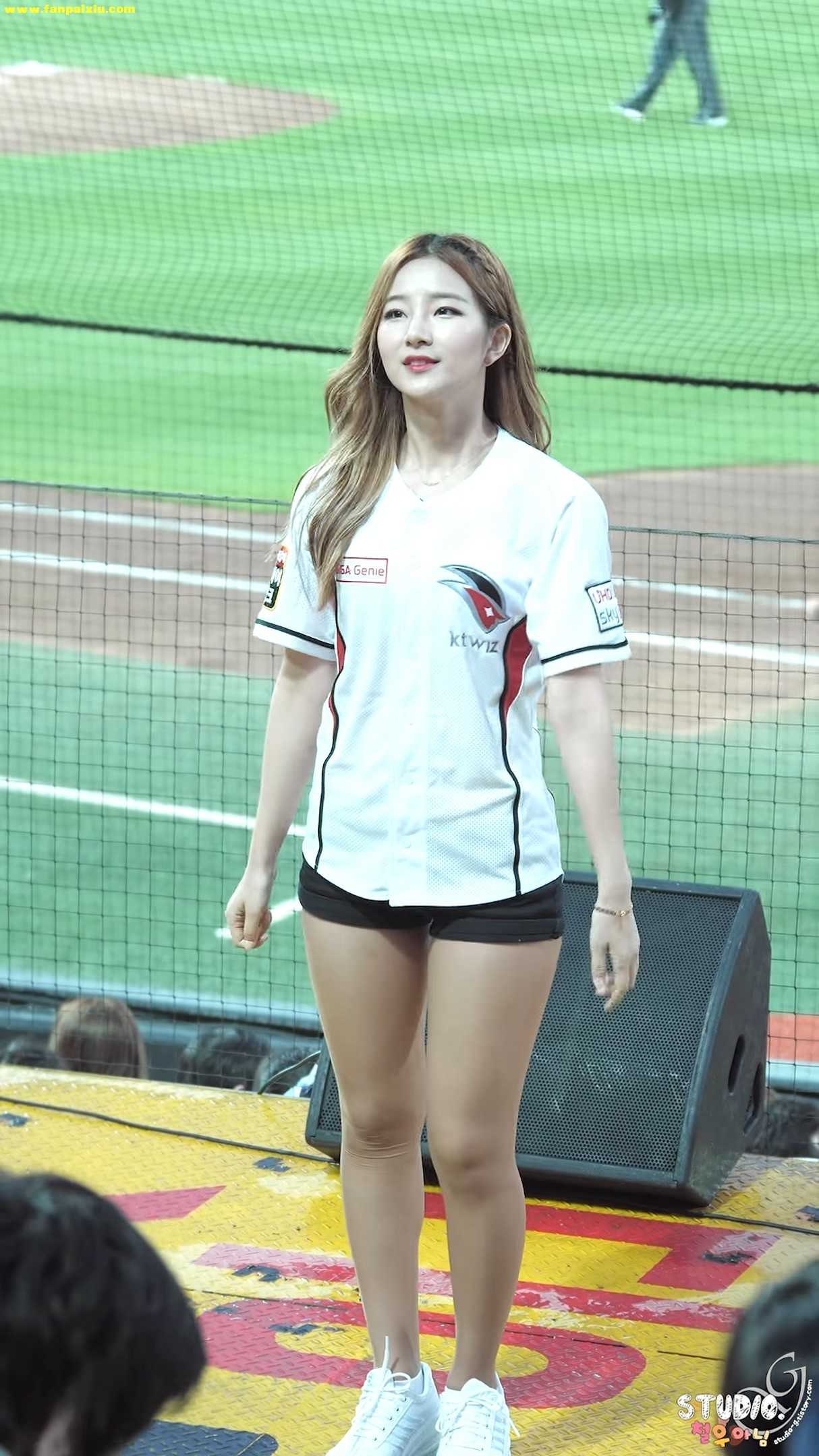 Ůţɣ-FANCAM<strong><font color='red'>[7P]</font></strong>[32-37][170418] [KT][KCK KCK]6ϼŮŷ(3)