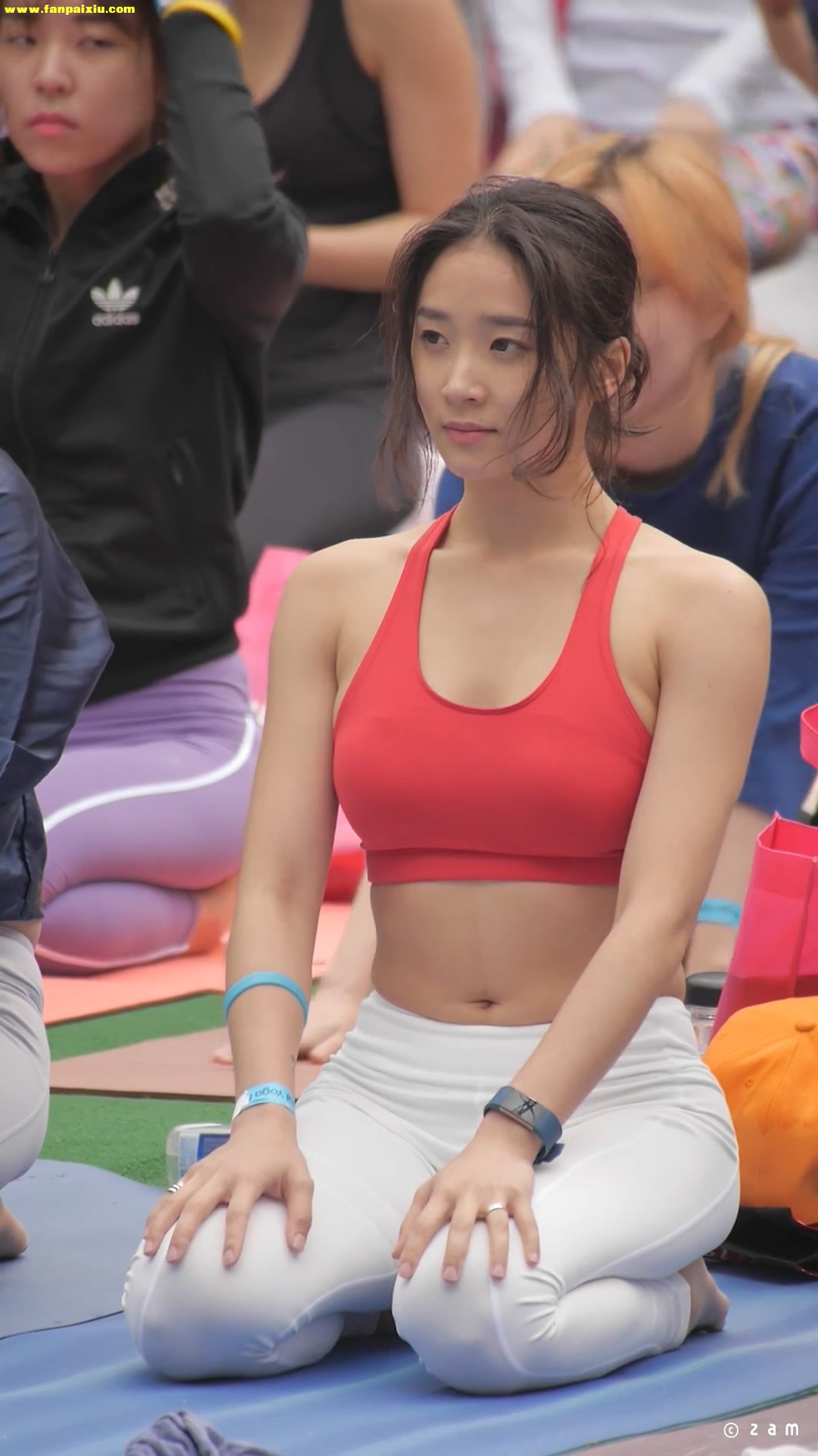 ģأɣ-FANCAM<strong><font color='red'>[4P]</font></strong>[.154][JUVO BOARD] [2017 SPOEXƷչ]Ůŷ(4)