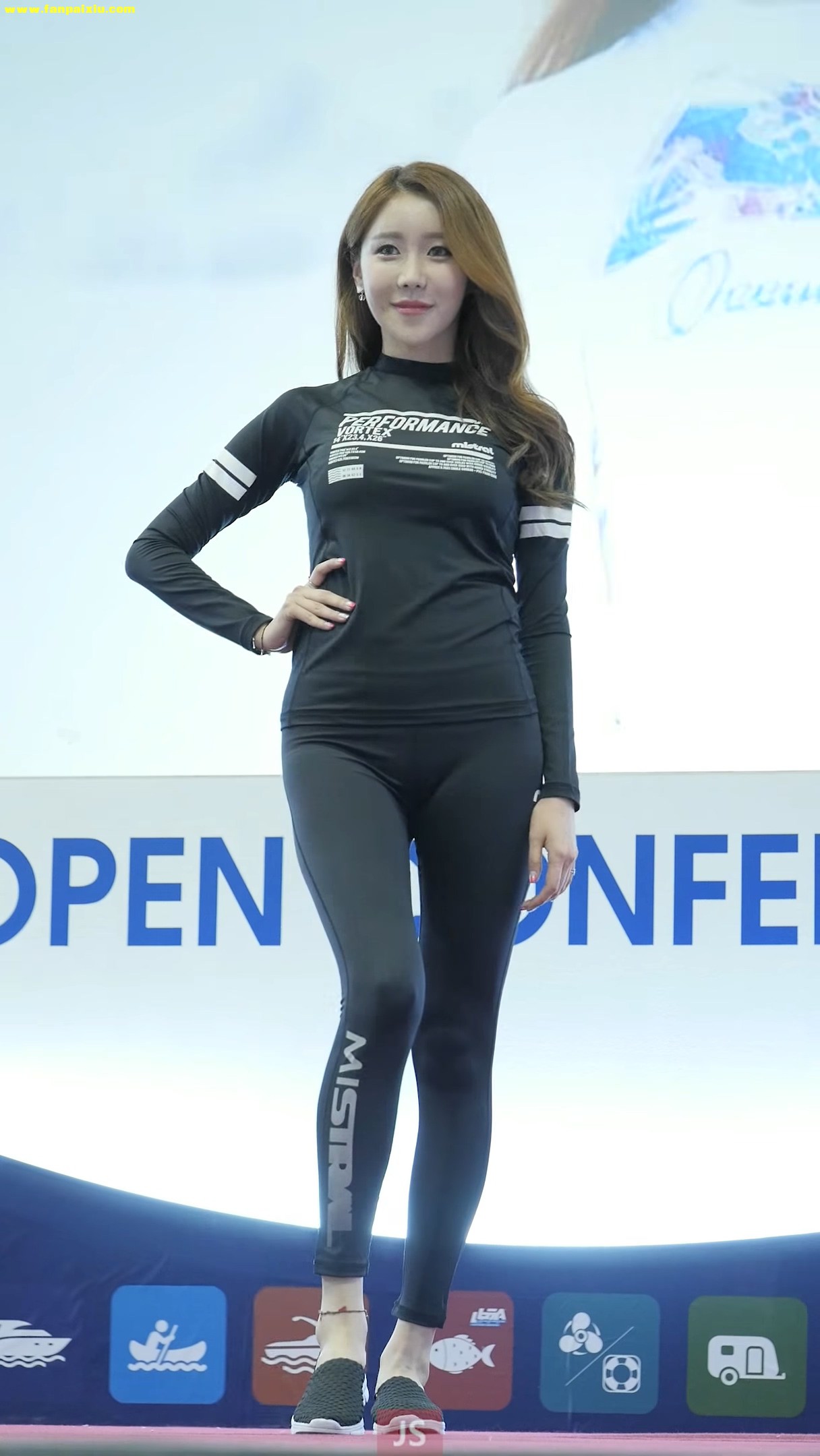 ģأɣ-FANCAM<strong><font color='red'>[9P]</font></strong>[.245][170527][СMistralʱ]Ůŷ(1)