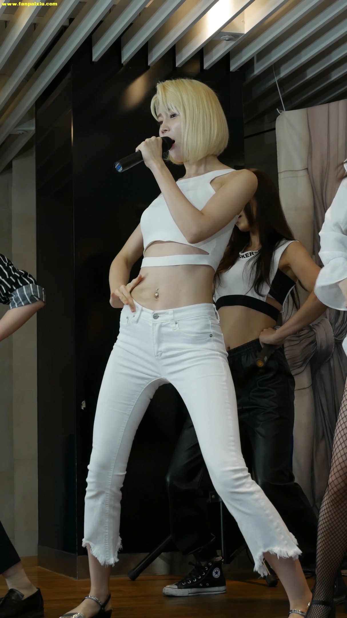 Ůţɣ-FANCAM<strong><font color='red'>[12P]</font></strong>[.403-418][170601][IF I][Up and Down][4K][ԭ]Ůŷ(5)