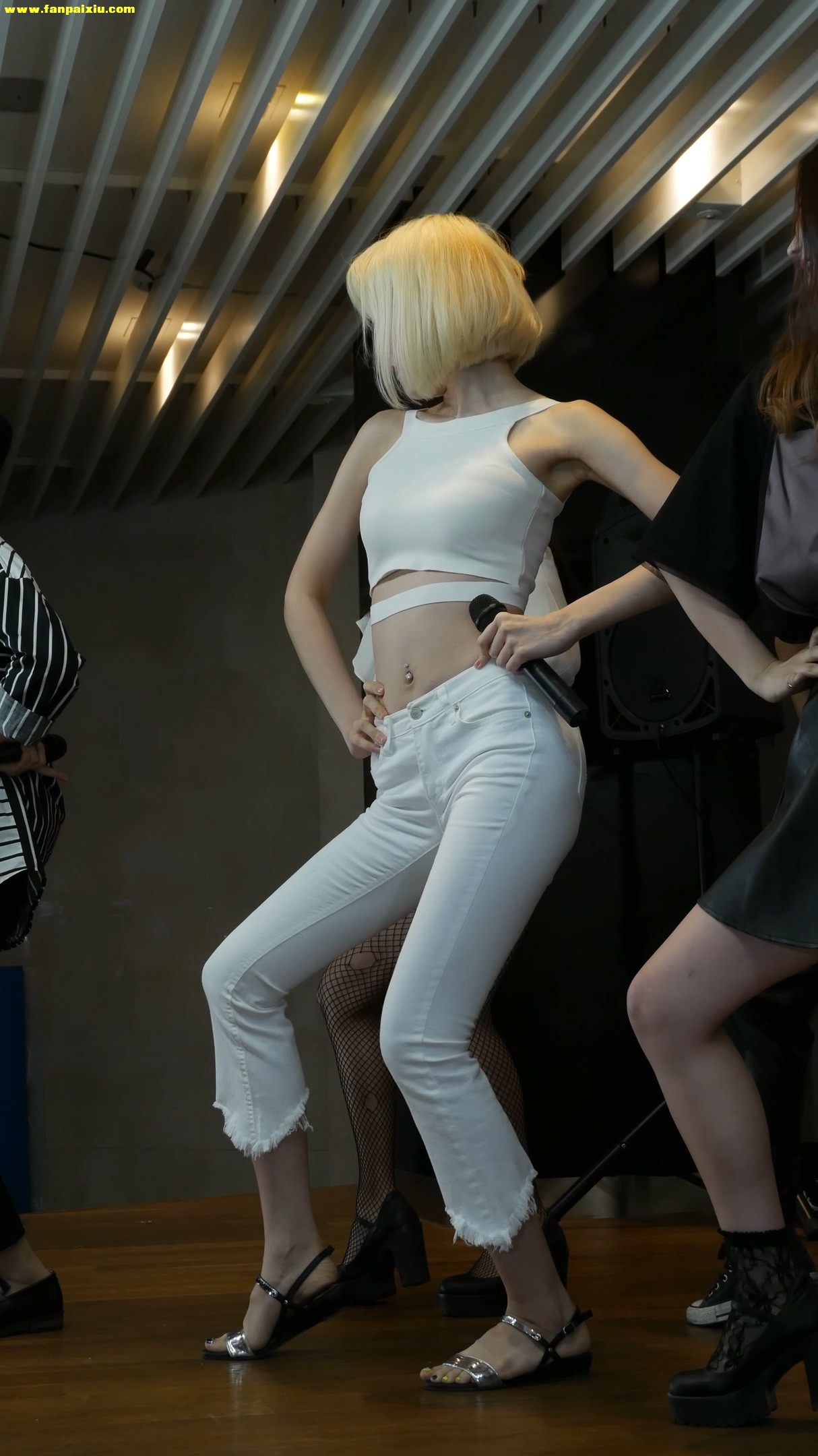 Ůţɣ-FANCAM<strong><font color='red'>[12P]</font></strong>[.403-418][170601][IF I][Up and Down][4K][ԭ]Ůŷ(7)