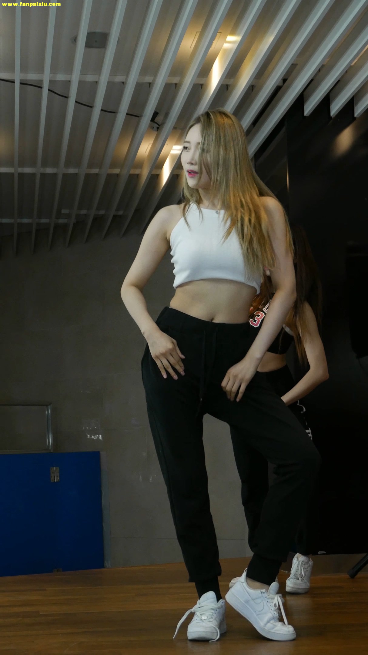 Ůţɣ-FANCAM<strong><font color='red'>[25P]</font></strong>[.419-436][170601][LUX][beautiful life][4K][ԭ]Ůŷ(25)