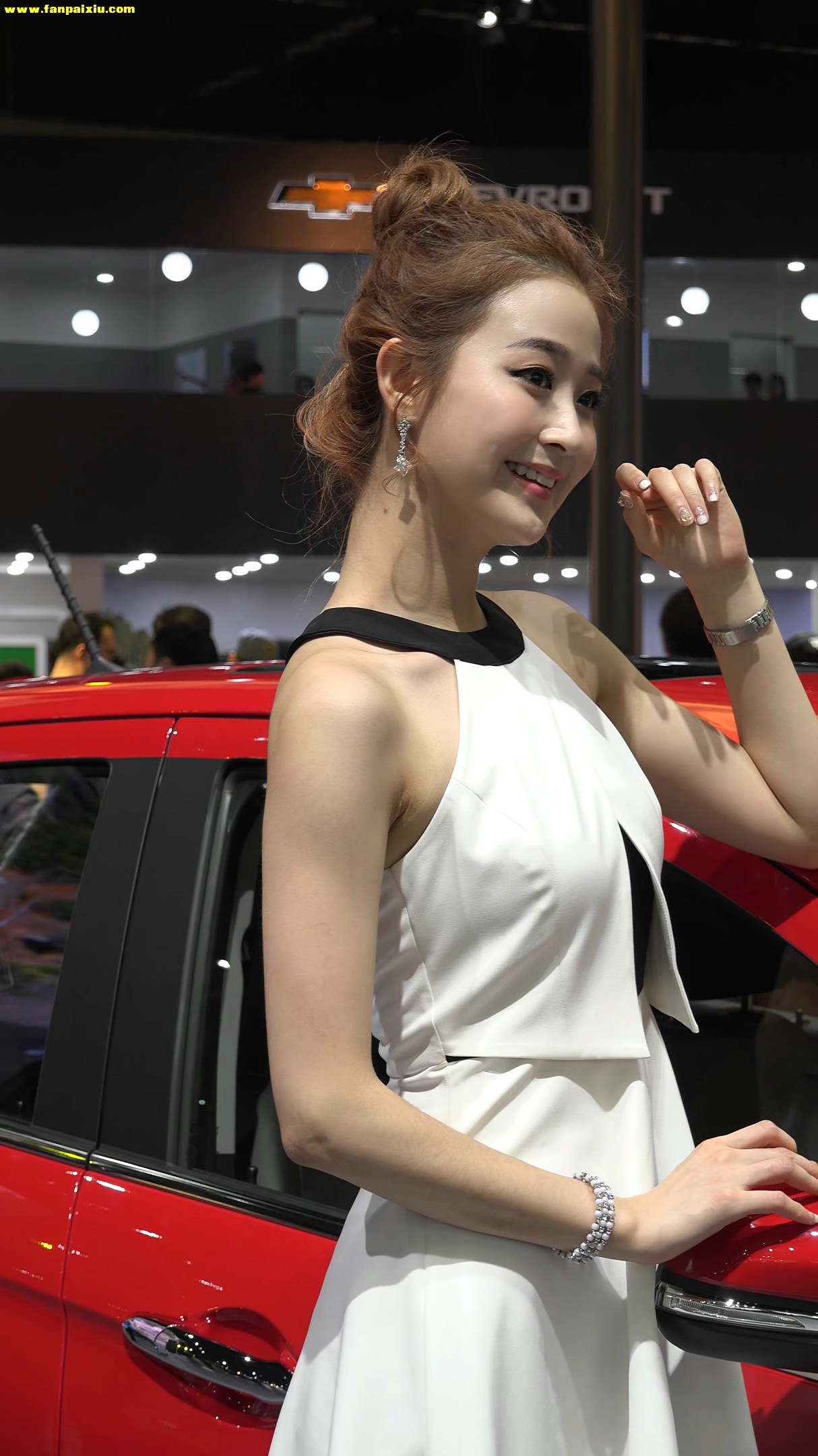 ģأɣ-FANCAM<strong><font color='red'>[8P]</font></strong>[.489][170402][KINTEX-2017 Seoul Motor Show S ][4K][ԭ]Ůŷ(6)