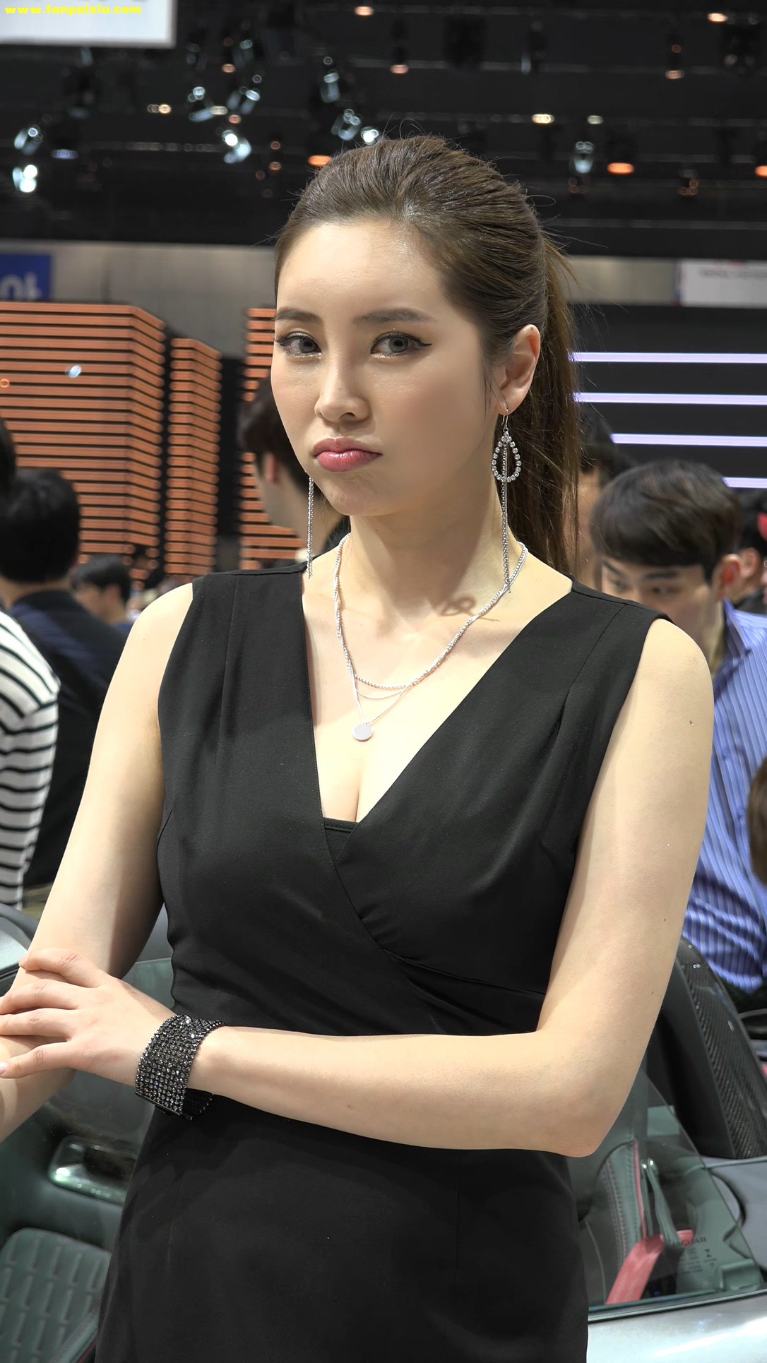 ģأɣ-FANCAM<strong><font color='red'>[9P]</font></strong>[.504][170402][KINTEX-2017 Seoul Motor Show S][4K][ԭ]Ůŷ(7)