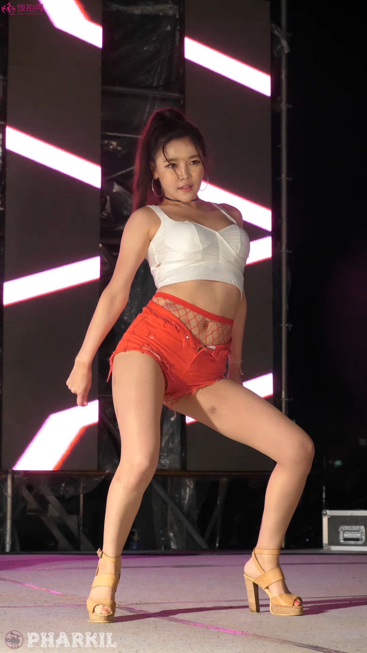 Ůţɣ-FANCAM<strong><font color='red'>[10P]</font></strong>[.1012-1016][170812][LAYSHA][߶][Uptown Funk][4K]Ůŷ(2)