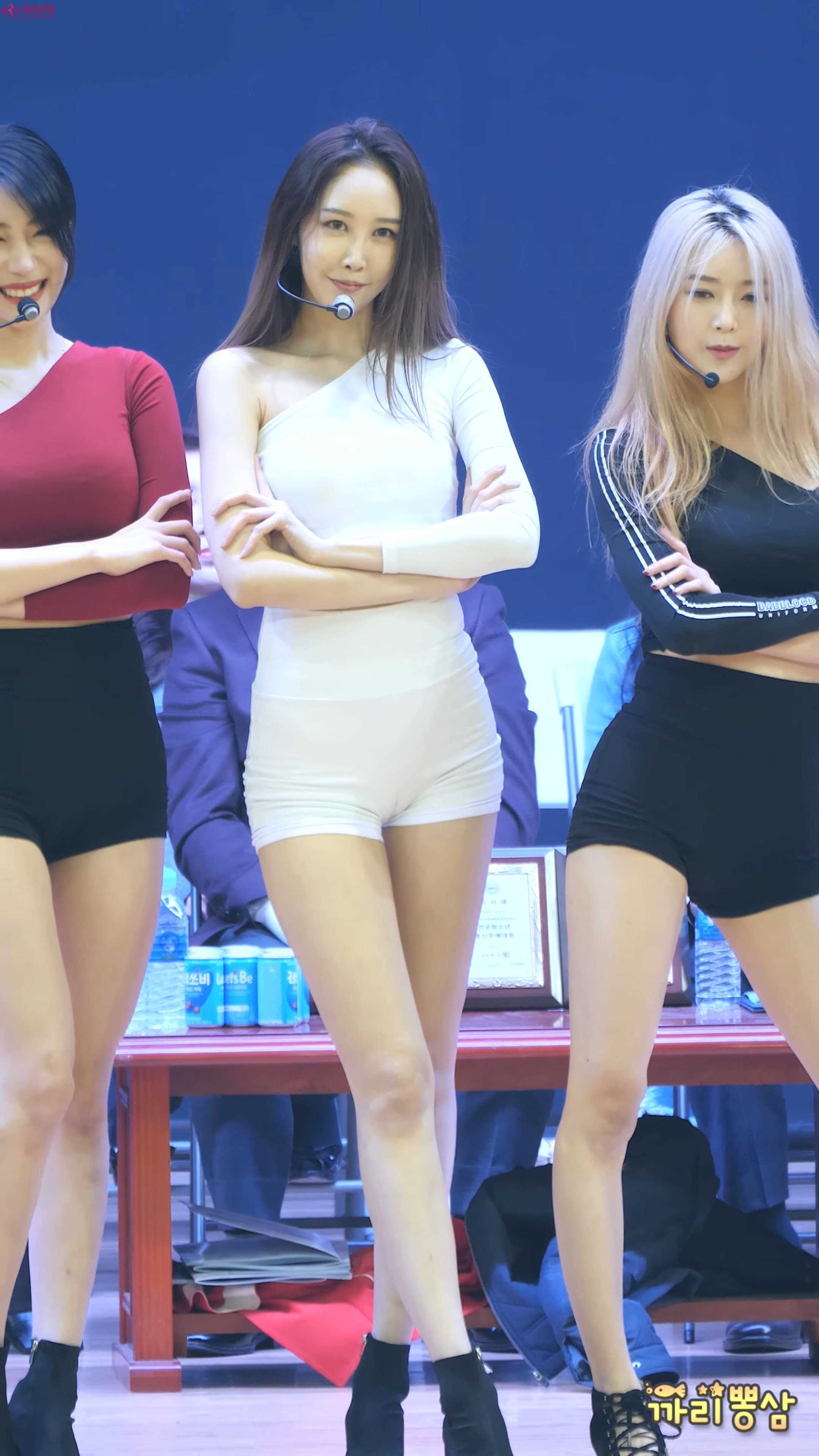 Ůţɣ-FANCAM<strong><font color='red'>[58P]</font></strong>[.2057-2088][181021][Rania][4K] ͼ뺫Ůŷ(31)