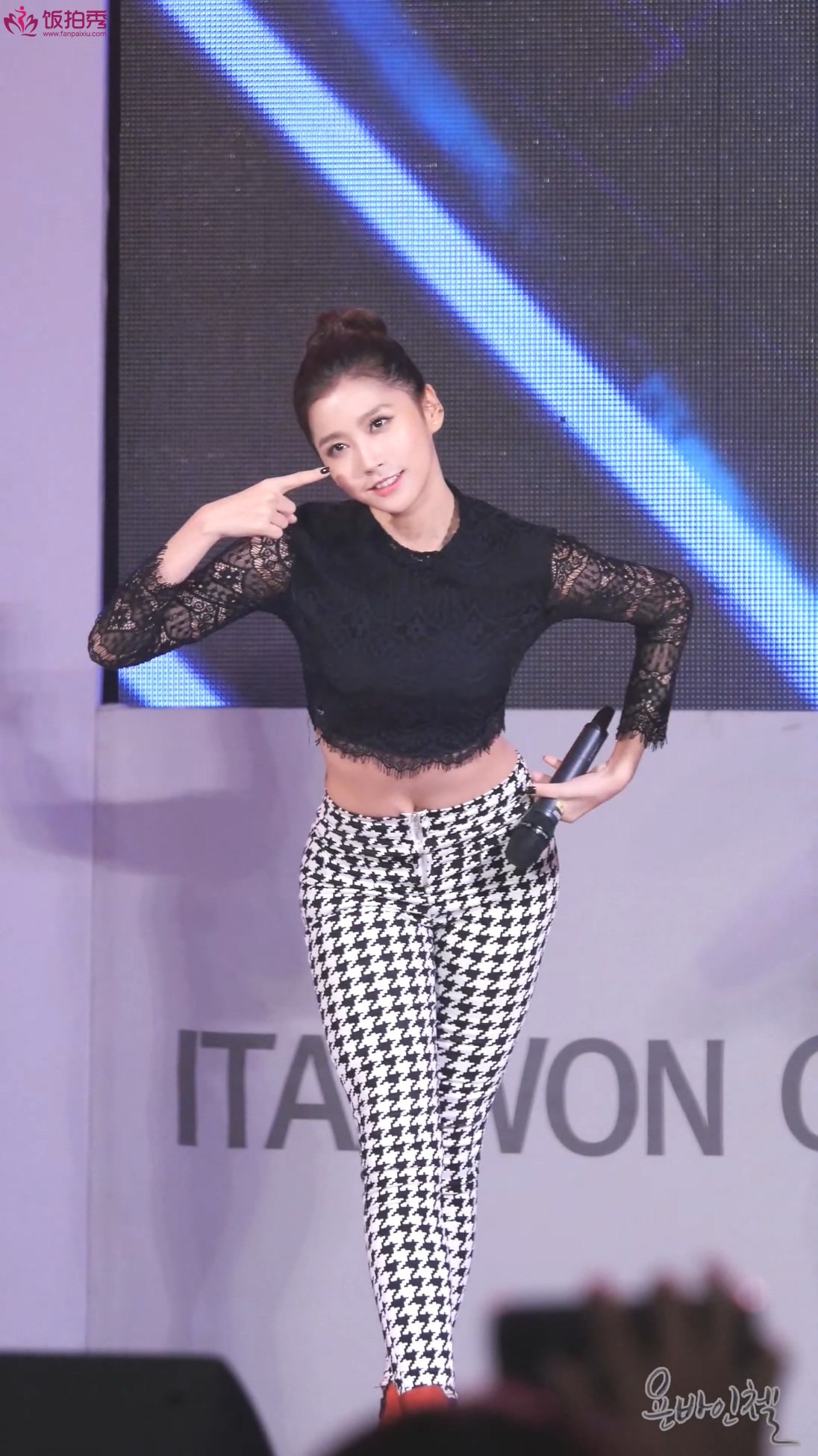 Ůţɣ-FANCAM<strong><font color='red'>[13P]</font></strong>[.2285][150321][HELLOVENUS] [Ȩ][Alice][]9ϼŮŷ(9)