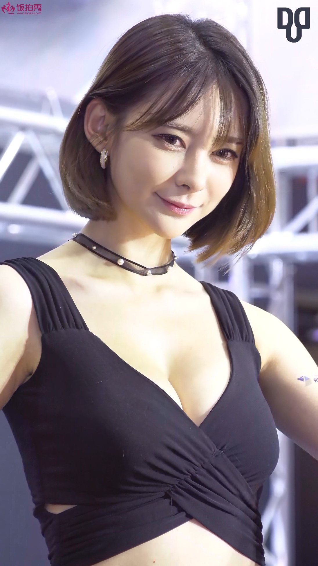 ģأɣ-FANCAM<strong><font color='red'>[17P]</font></strong>[.2401-2403][180719][SeoulAutoSalonֵе㴿][4K]Ůŷ(15)
