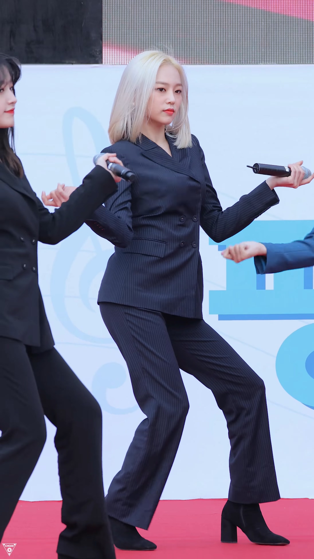 Ůţɣ-FANCAM<strong><font color='red'>[5P]</font></strong>[.3474-77][190420][CLC][][BLACK DRESS][4K]Ůŷ(2)