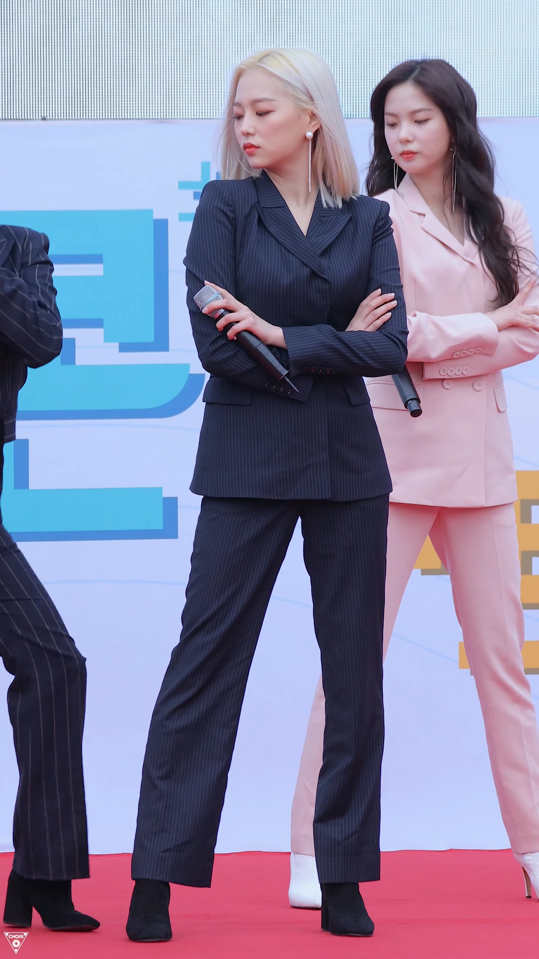 Ůţɣ-FANCAM<strong><font color='red'>[5P]</font></strong>[.3474-77][190420][CLC][][BLACK DRESS][4K]Ůŷ(3)