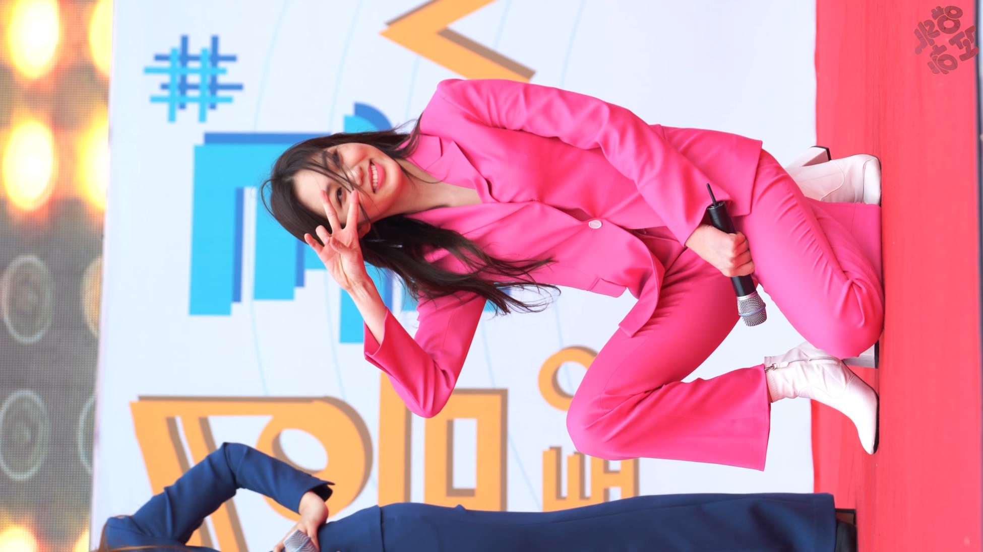 Ůţɣ-FANCAM<strong><font color='red'>[9P]</font></strong>[.3478-80][190420][CLC][EUNBiN][BLACK DRESS][4K]Ůŷ(1)