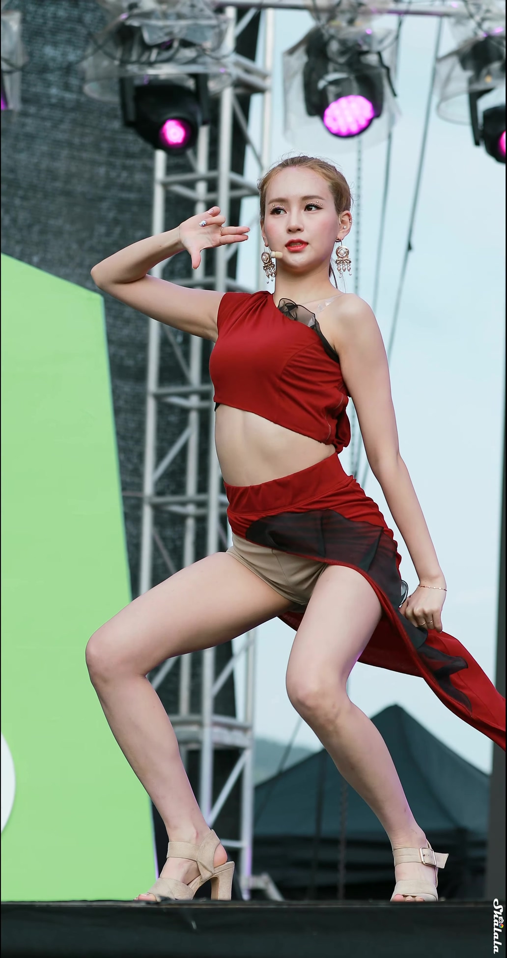 Ůţɣ-FANCAM<strong><font color='red'>[8P]</font></strong>[.3652-53][190430][CAMiLA][Yuna][4K][Red Lips]Ůŷ(2)