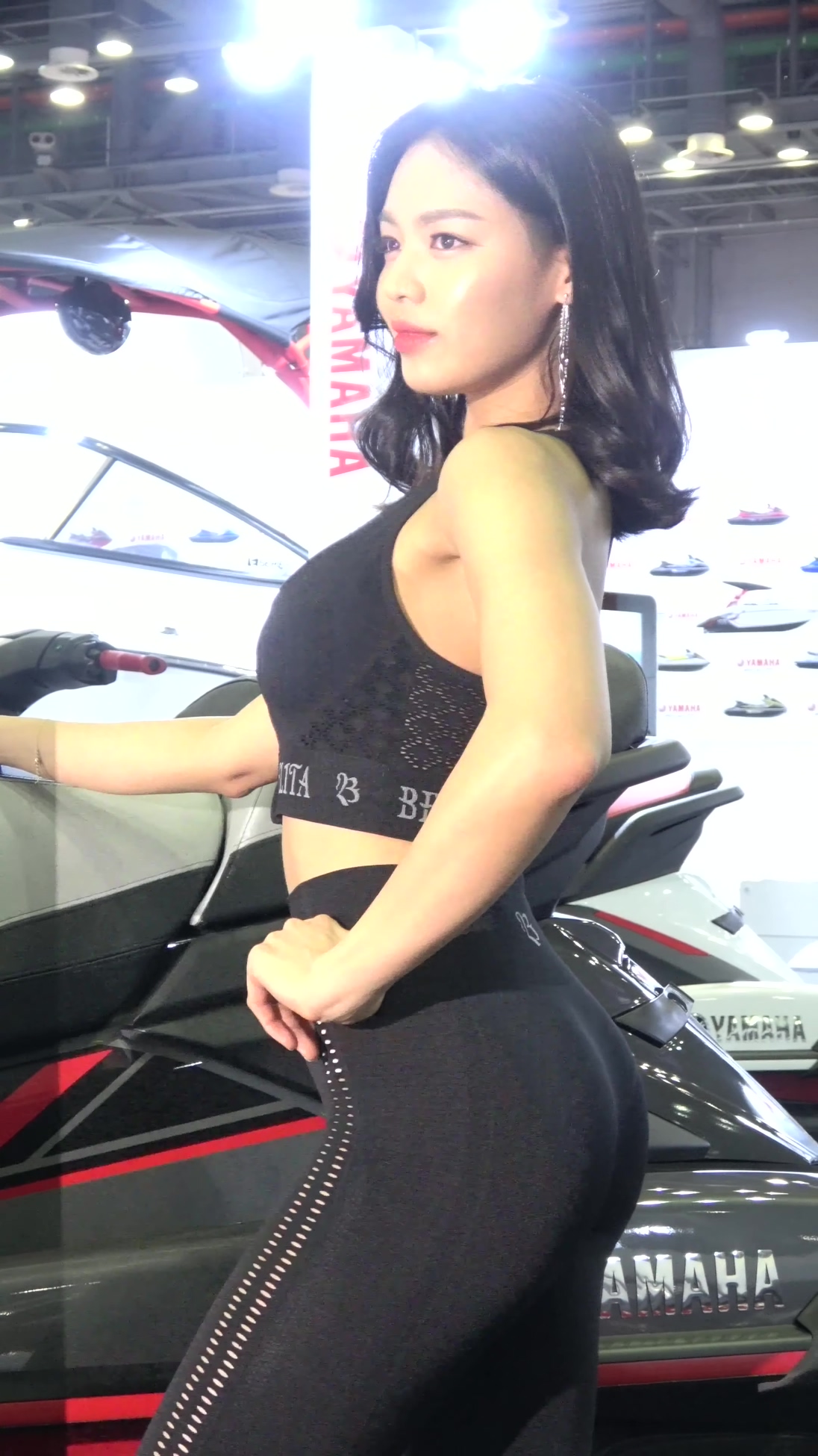 ģأɣ-FANCAM<strong><font color='red'>[3P]</font></strong>[.3686-87][190516][Fitness Model Show][ԭ4K]Ůŷ(4)