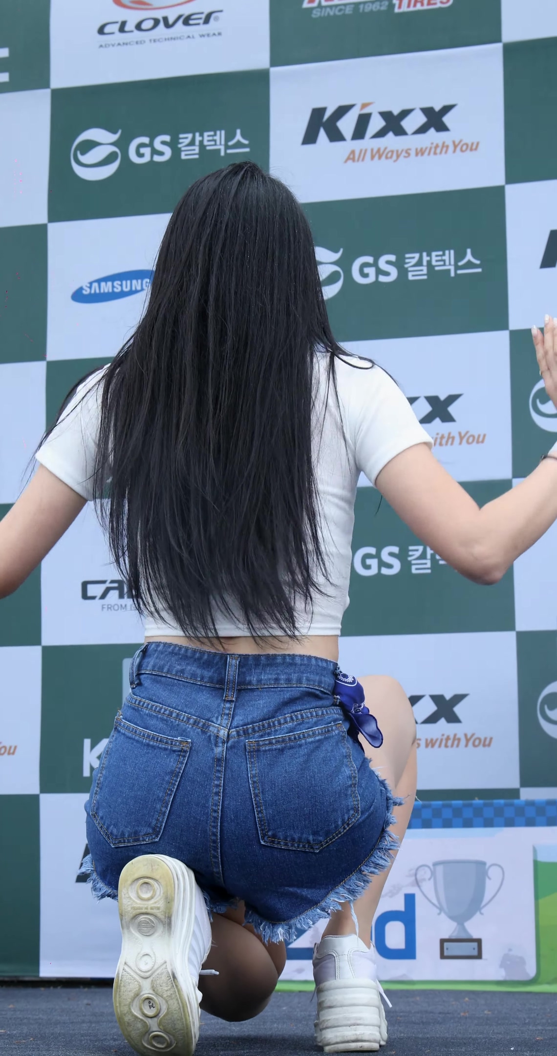 Ůţɣ-FANCAM<strong><font color='red'>[6P]</font></strong>[.3798][190525][NeonPunch][ԭ4K][La Vie en Rose+I'm So...Ůŷ(4)