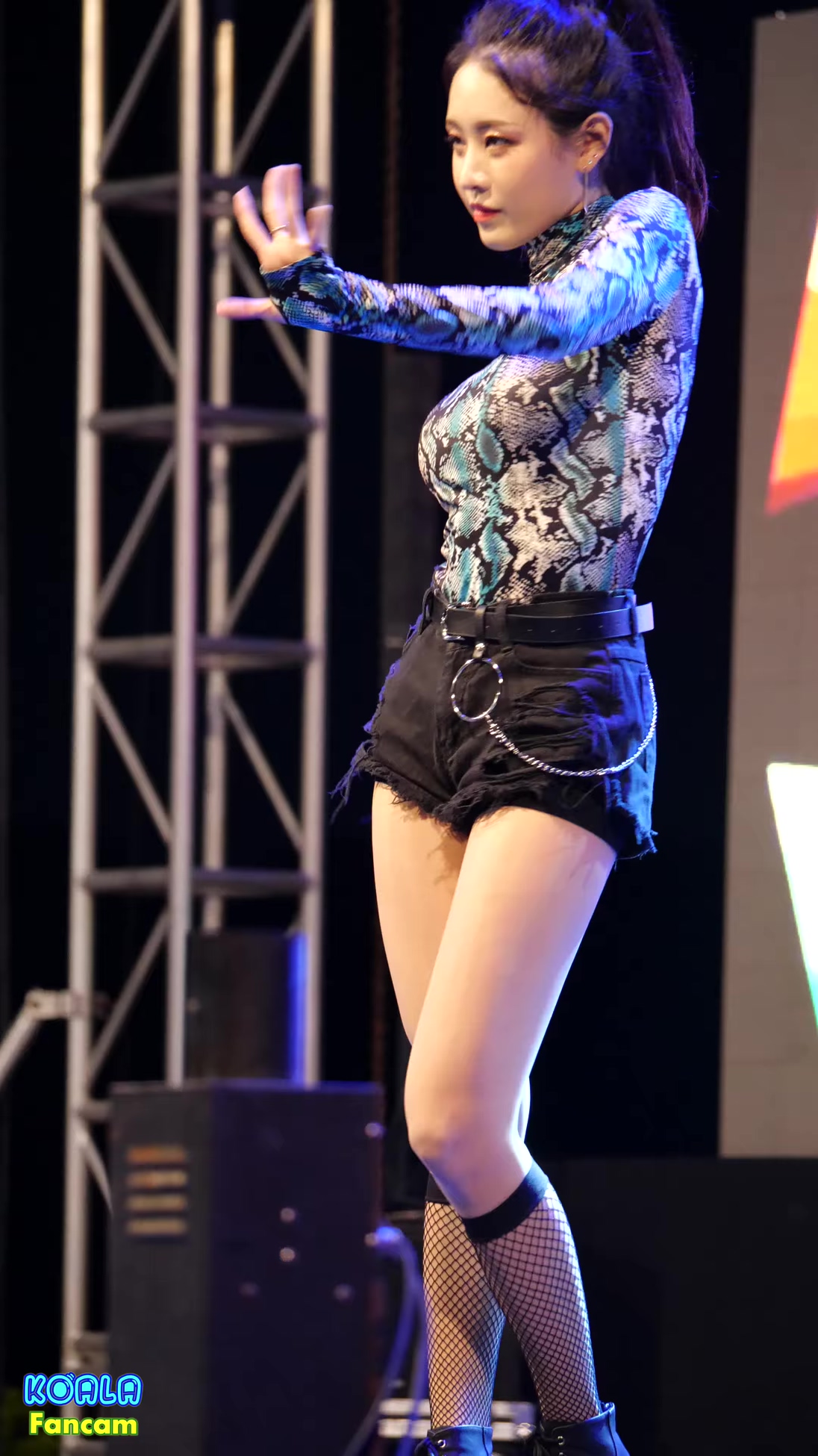 Ůţɣ-FANCAM<strong><font color='red'>[4P]</font></strong>[Laysha][Goeun][4K][HandClap][3846-50]Ůŷ(2)