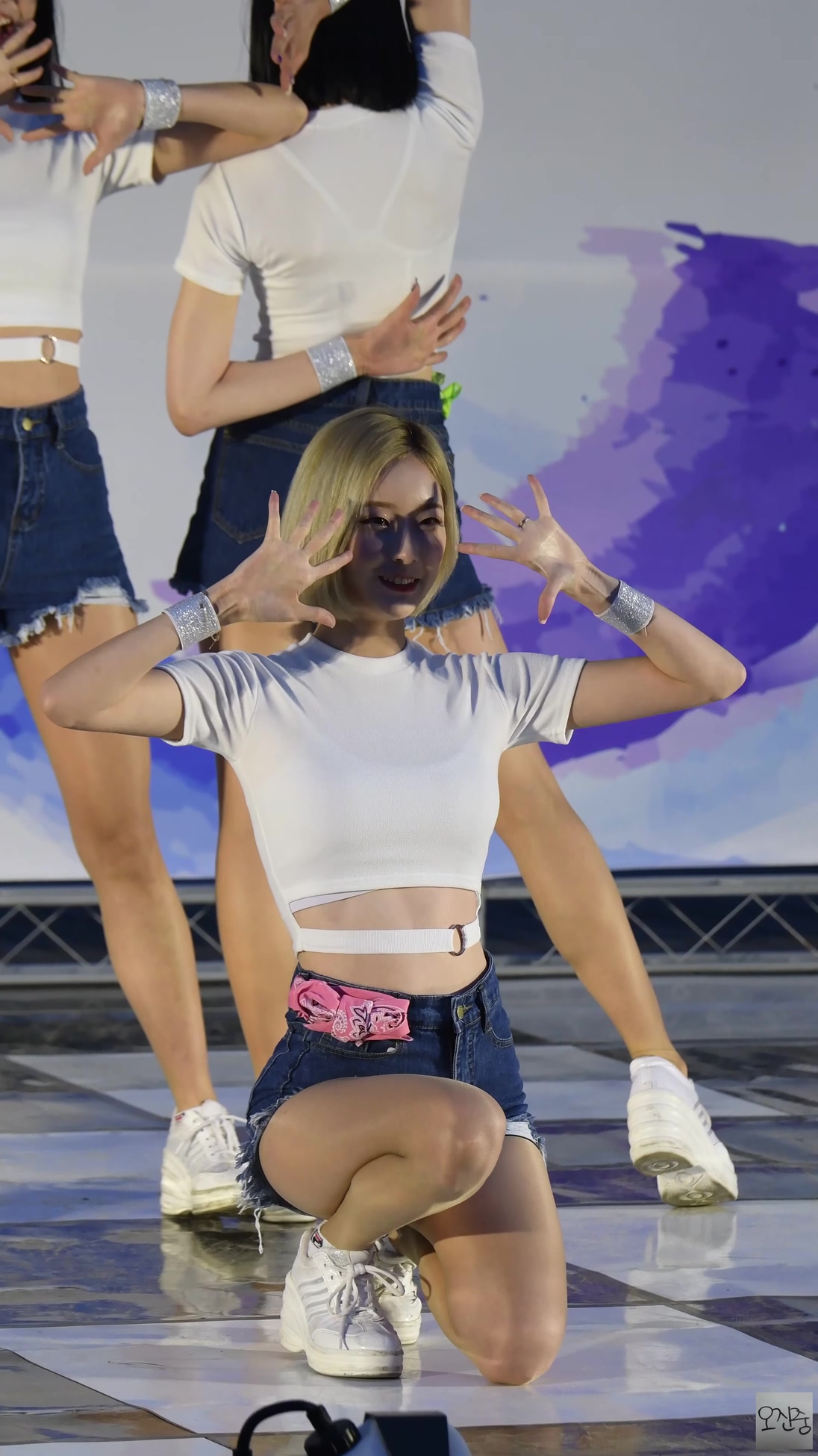 Ůţɣ-FANCAM<strong><font color='red'>[4P]</font></strong>[.3982][190518][ɽ-][4K]Ůŷ(5)