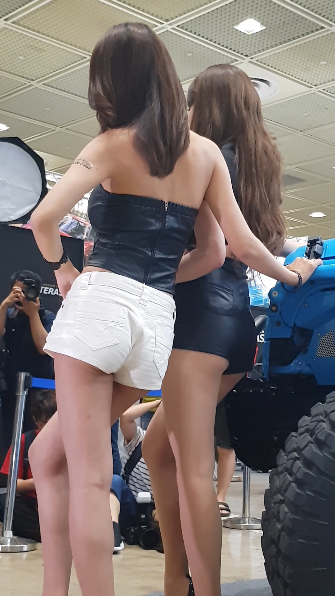 Ůţɣ-FANCAM<strong><font color='red'>[3P]</font></strong>[.4058][190602][Seoul Auto Salon Racing model][4k]Ůŷ(3)