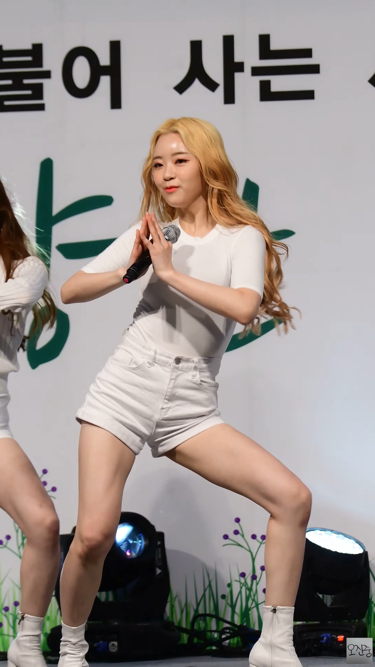 Ůţɣ-FANCAM<strong><font color='red'>[4P]</font></strong>[.4072][190530][LUSTY][4K][LATATA]Ůŷ(2)