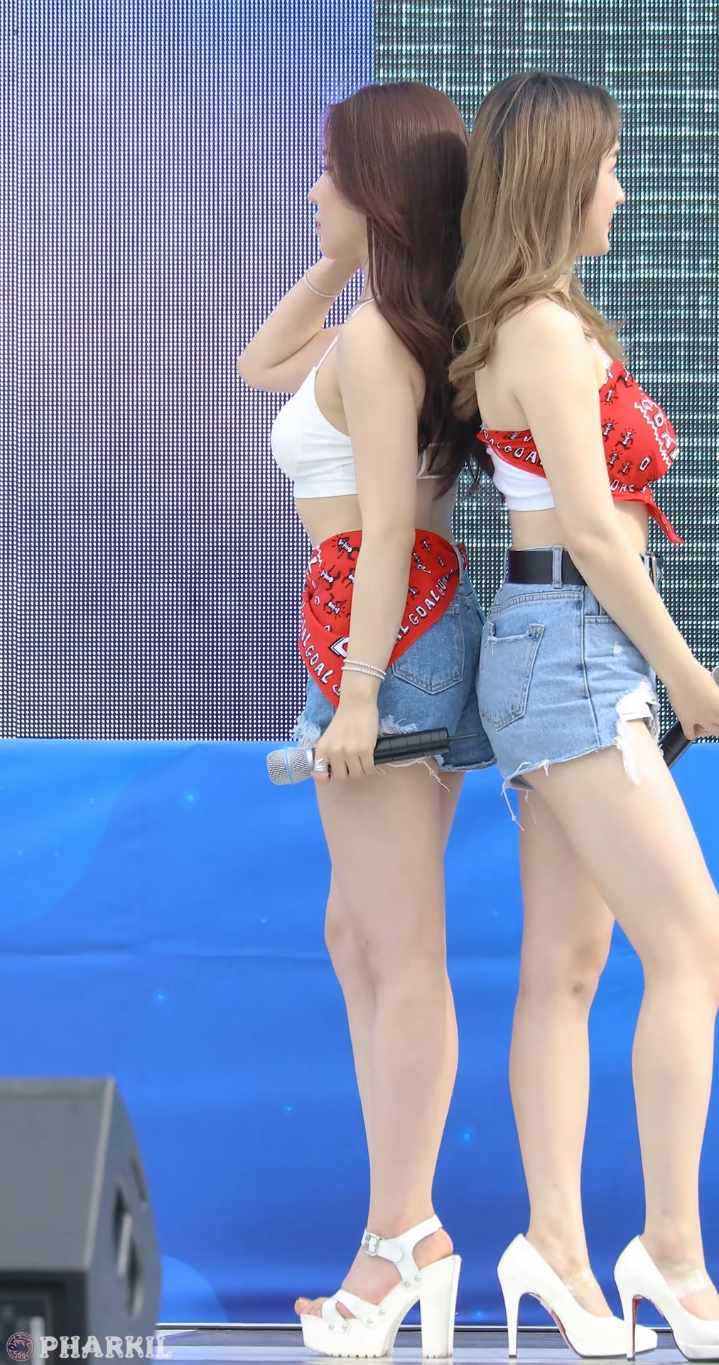 Ůţɣ-FANCAM<strong><font color='red'>[4P]</font></strong>[.4146-47][190601][·][Talk Dirty + New Thang][4K]Ůŷ(3)