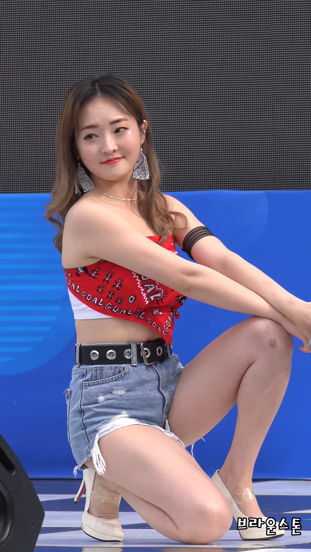 Ůţɣ-FANCAM<strong><font color='red'>[3P]</font></strong>[.4154-90][190601][YUMIN][4K][Talk Dirty & New Thang]Ůŷ(2)