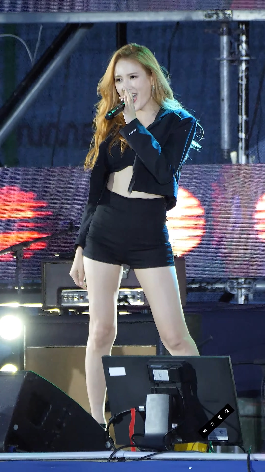 Ůţɣ-FANCAM<strong><font color='red'>[5P]</font></strong>[.4233-40][190608][SunnyHill][4K]Ůŷ(4)