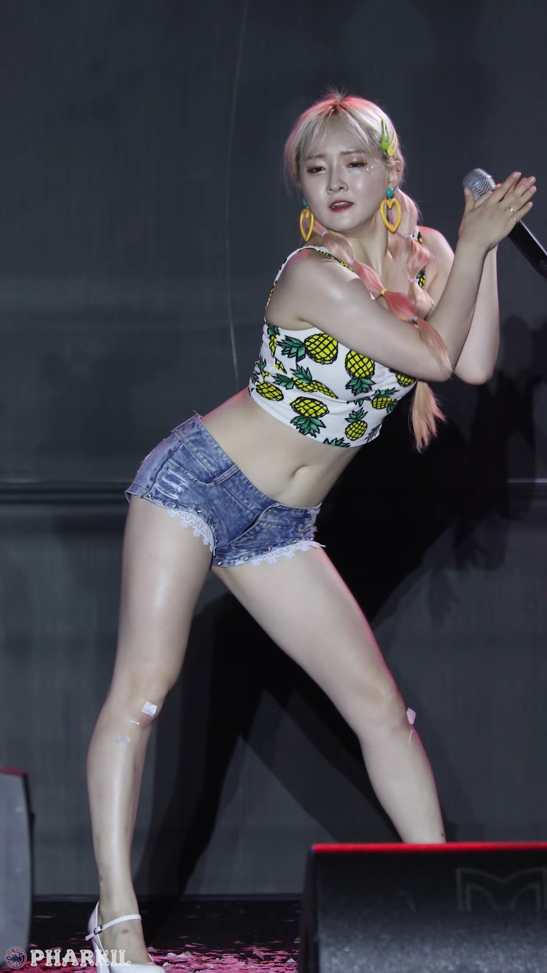 Ůţɣ-FANCAM<strong><font color='red'>[7P]</font></strong>[.4297-2][PharkilƷ][190615][ICIA][4K][Sad Heel]Ůŷ(3)