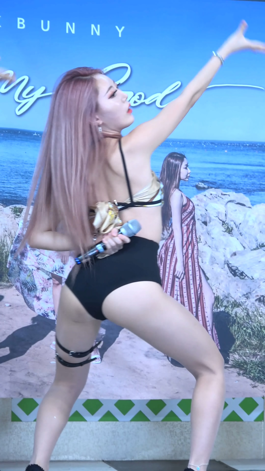 Ůţɣ-FANCAM<strong><font color='red'>[3P]</font></strong>[.4364][190615][BLACK BUNNY][ԭ4K][Oh! My God]Ůŷ(2)