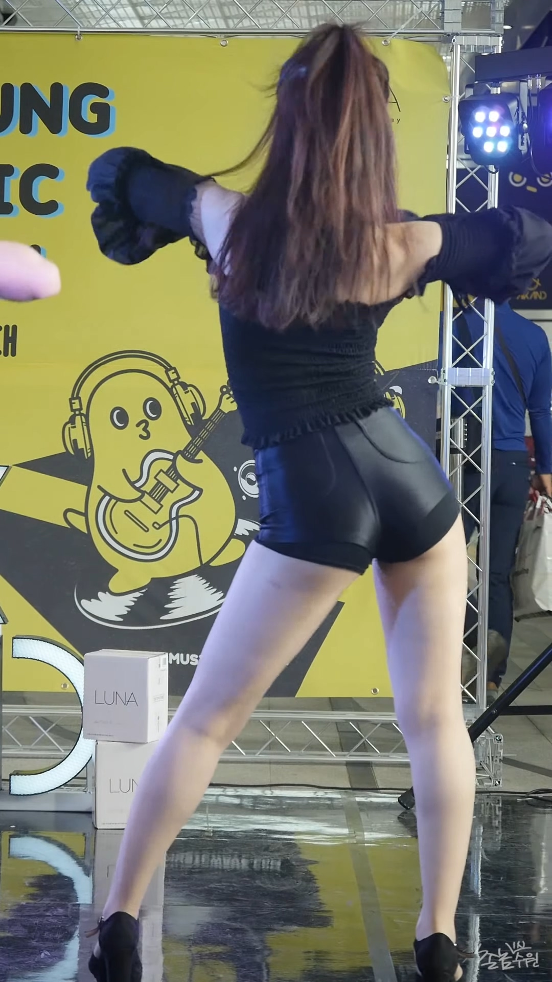 Ůţɣ-FANCAM<strong><font color='red'>[4P]</font></strong>[.4488][190622][XoX][1080P]Ůŷ(3)