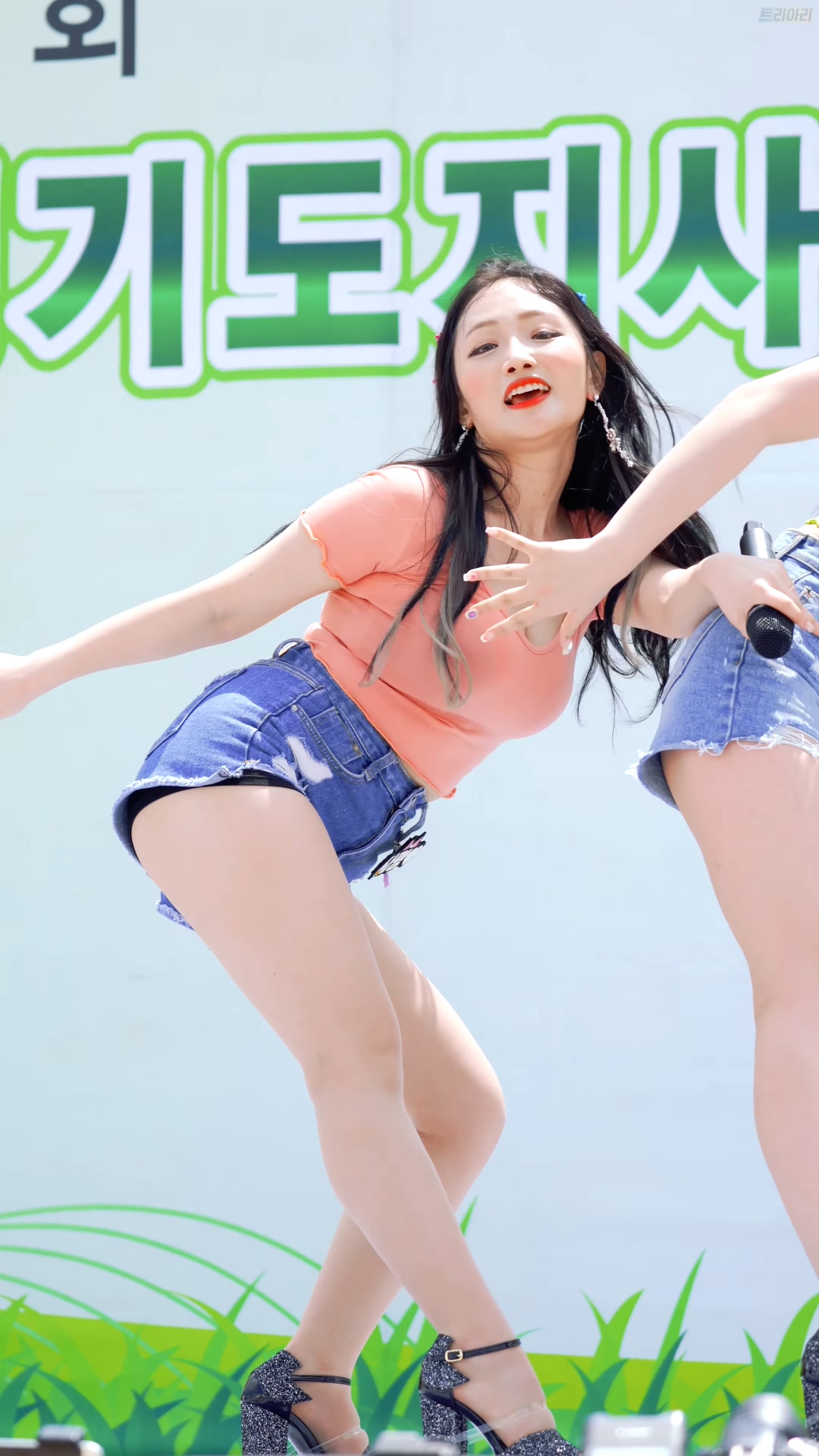 Ůţɣ-FANCAM<strong><font color='red'>[5P]</font></strong>[.4515][190626][daydream][4K][Red Flavor]Ůŷ(5)