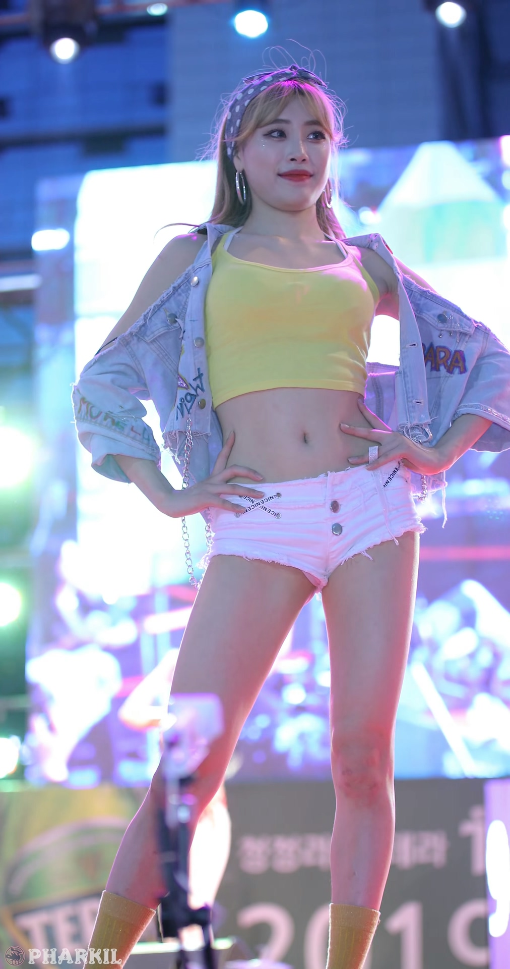 Ůţɣ-FANCAM<strong><font color='red'>[4P]</font></strong>[.4518-20][PharkilƷ][190626][Black Bunny][4K][Dance Perf...Ůŷ(2)