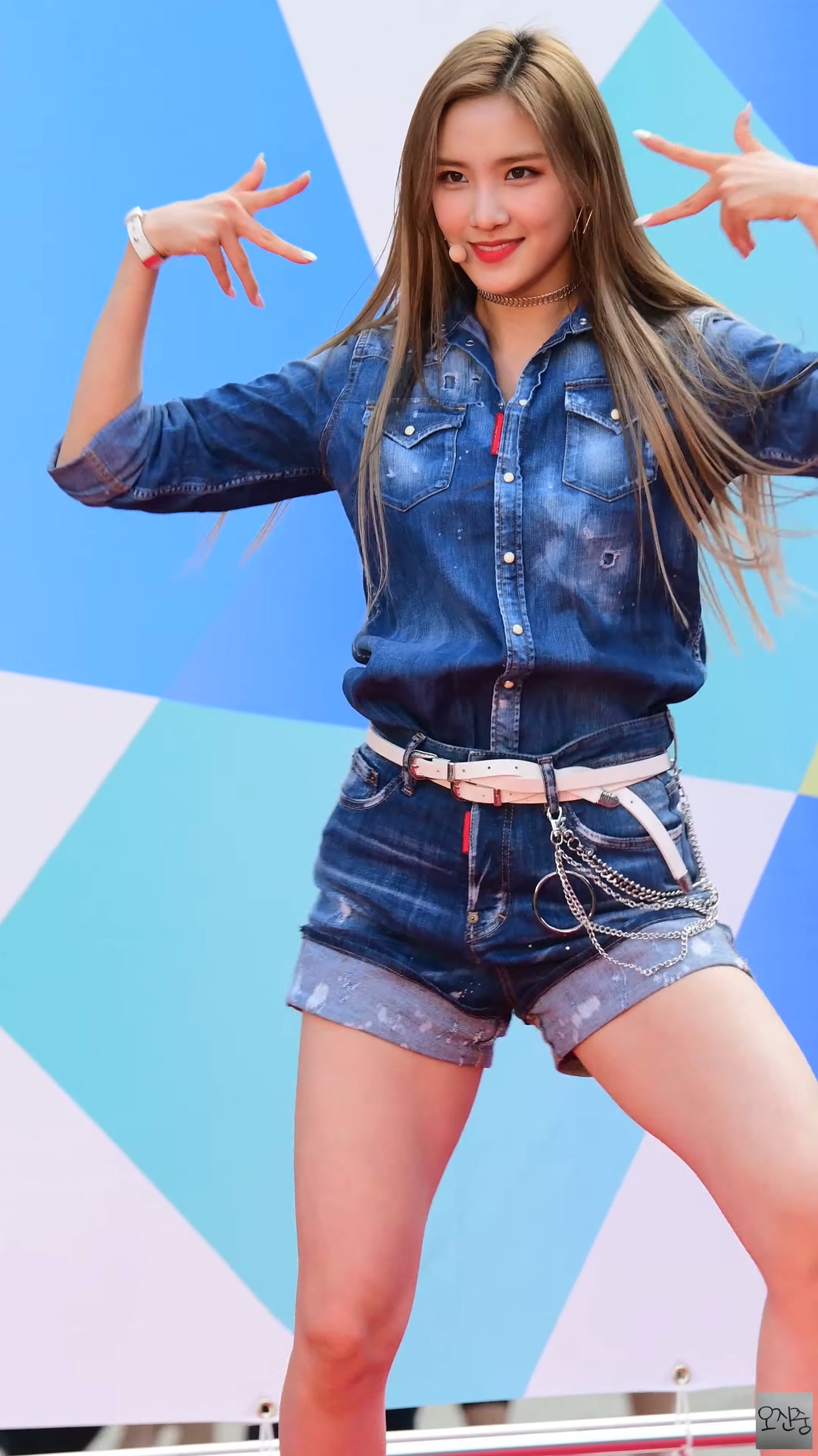 Ůţɣ-FANCAM<strong><font color='red'>[6P]</font></strong>[.4789][190709][BVNDIT][4K][Hocus Pocus]Ůŷ(7)