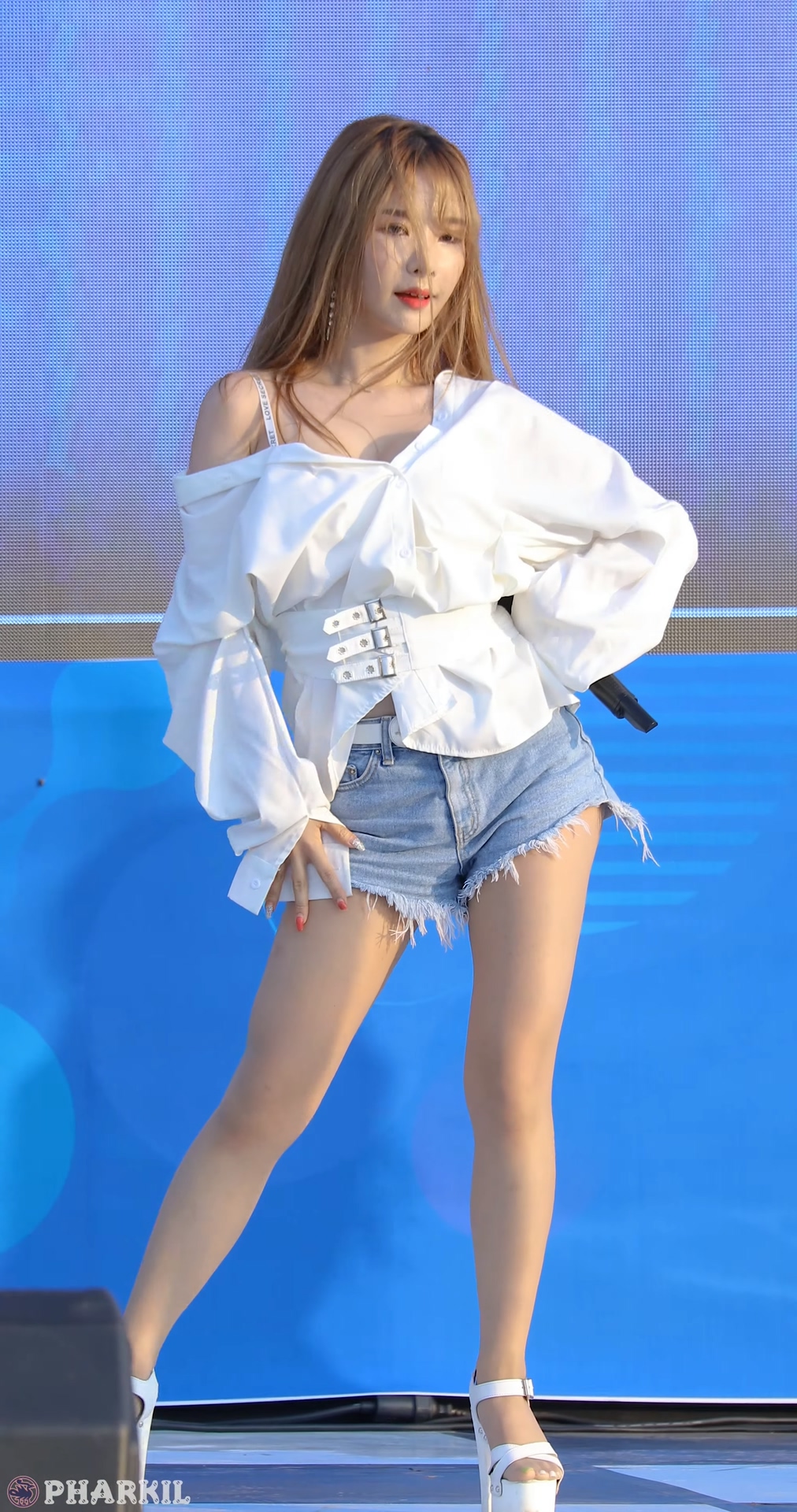 Ůţɣ-FANCAM<strong><font color='red'>[4P]</font></strong>[.4721][PharkilƷ][190710][B.GLAM][4K]Ůŷ(4)