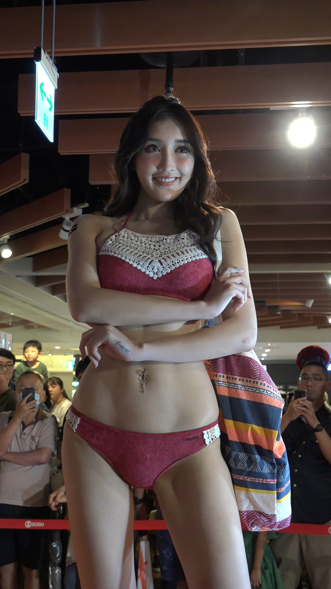 ģأɣ-FANCAM<strong><font color='red'>[5P]</font></strong>[.5072][190722][ԭ4K][SOGOӾbڶ]Ůŷ(6)