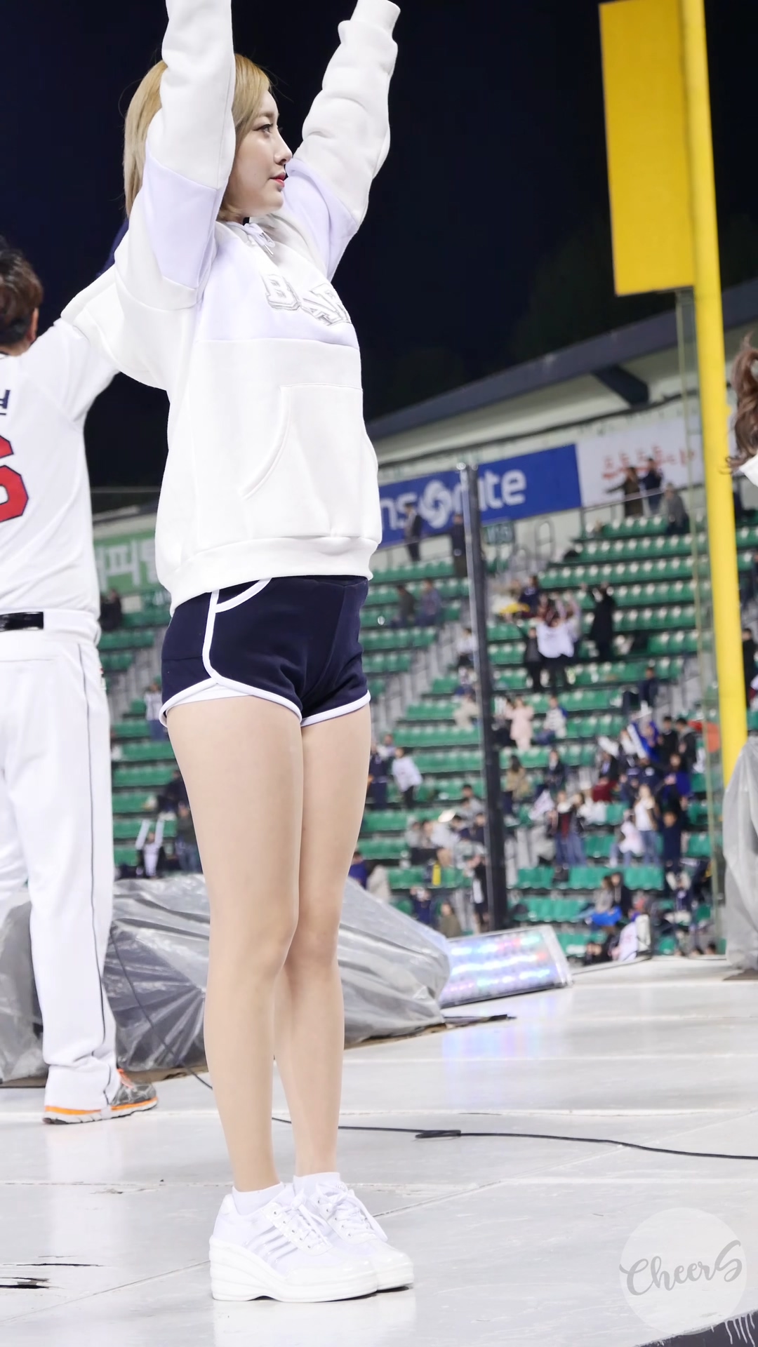 Ůţɣ-FANCAM<strong><font color='red'>[4P]</font></strong>[.5085][190722][][4K]Ůŷ(4)