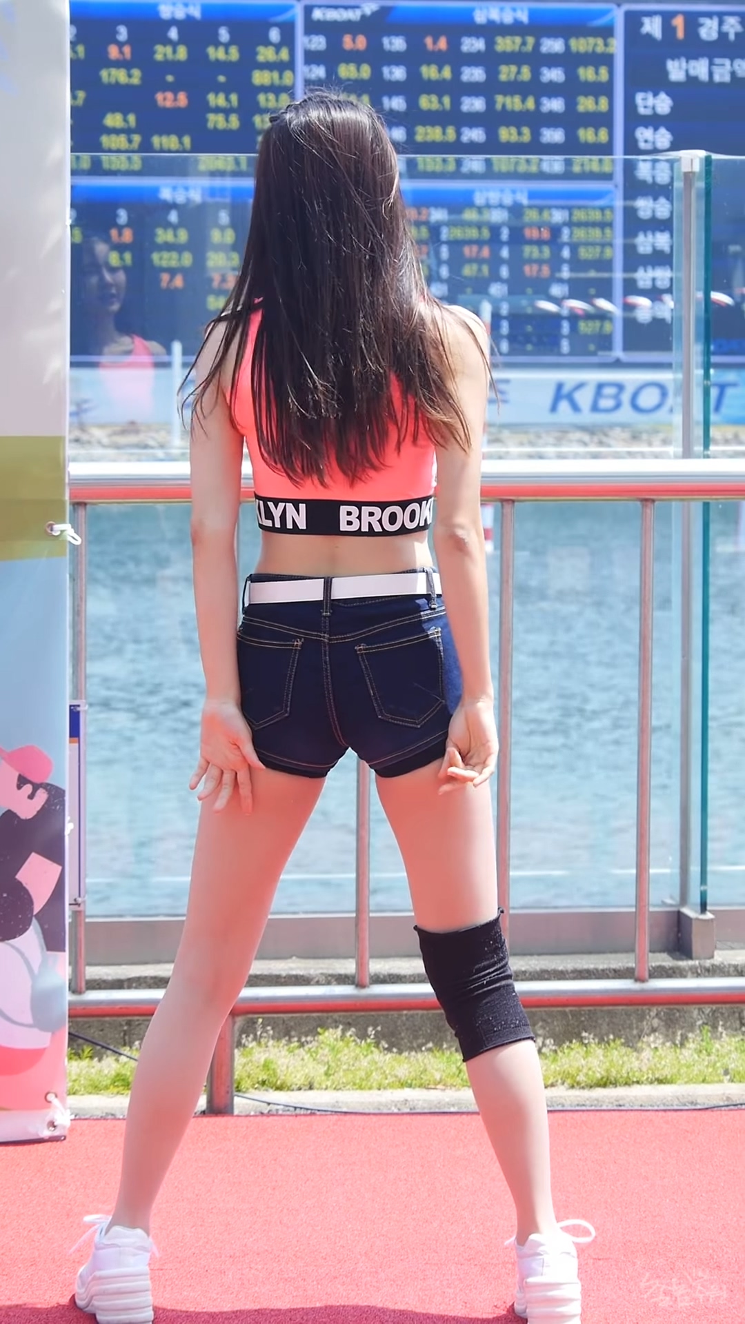Ůţɣ-FANCAM<strong><font color='red'>[12P]</font></strong>[.5102-03][190721[Cheerleader][1080P][Black Dress & La La La]Ůŷ(4)