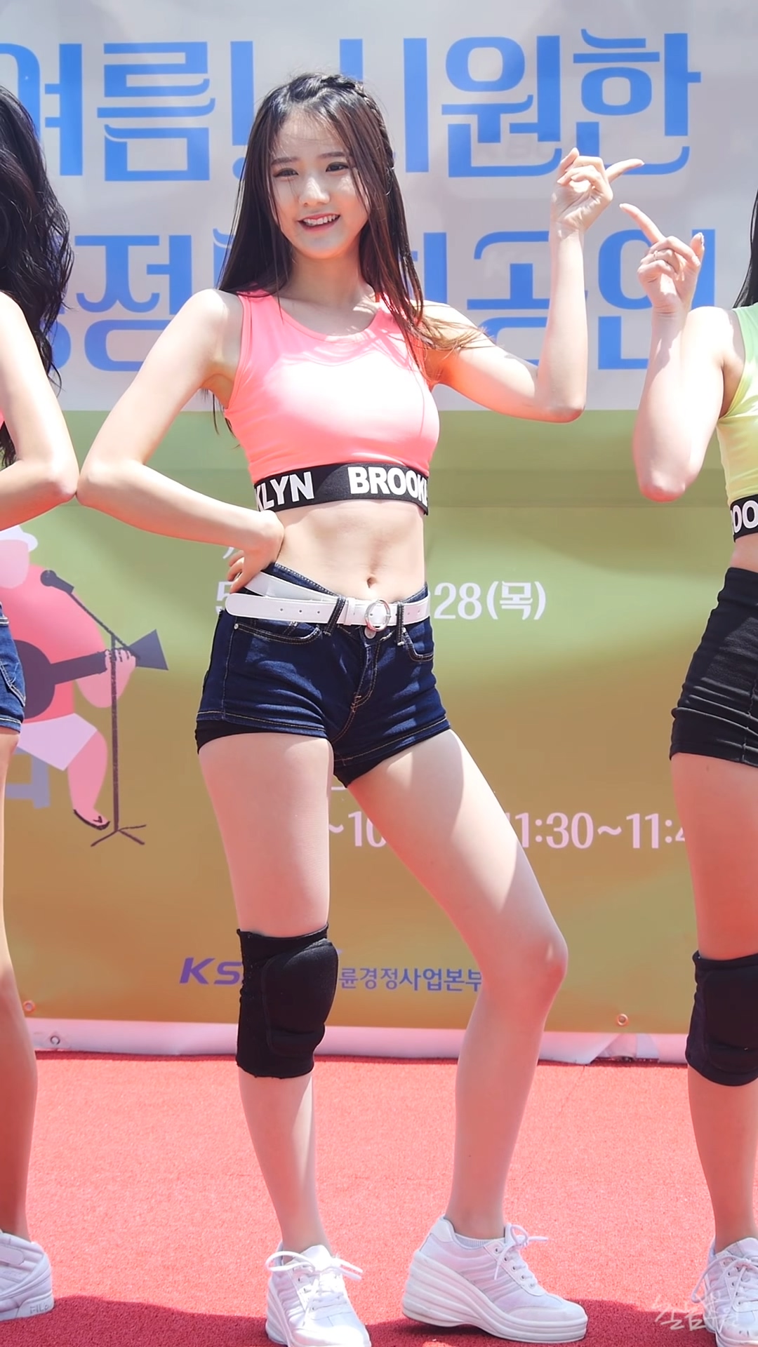 Ůţɣ-FANCAM<strong><font color='red'>[12P]</font></strong>[.5102-03][190721[Cheerleader][1080P][Black Dress & La La La]Ůŷ(5)