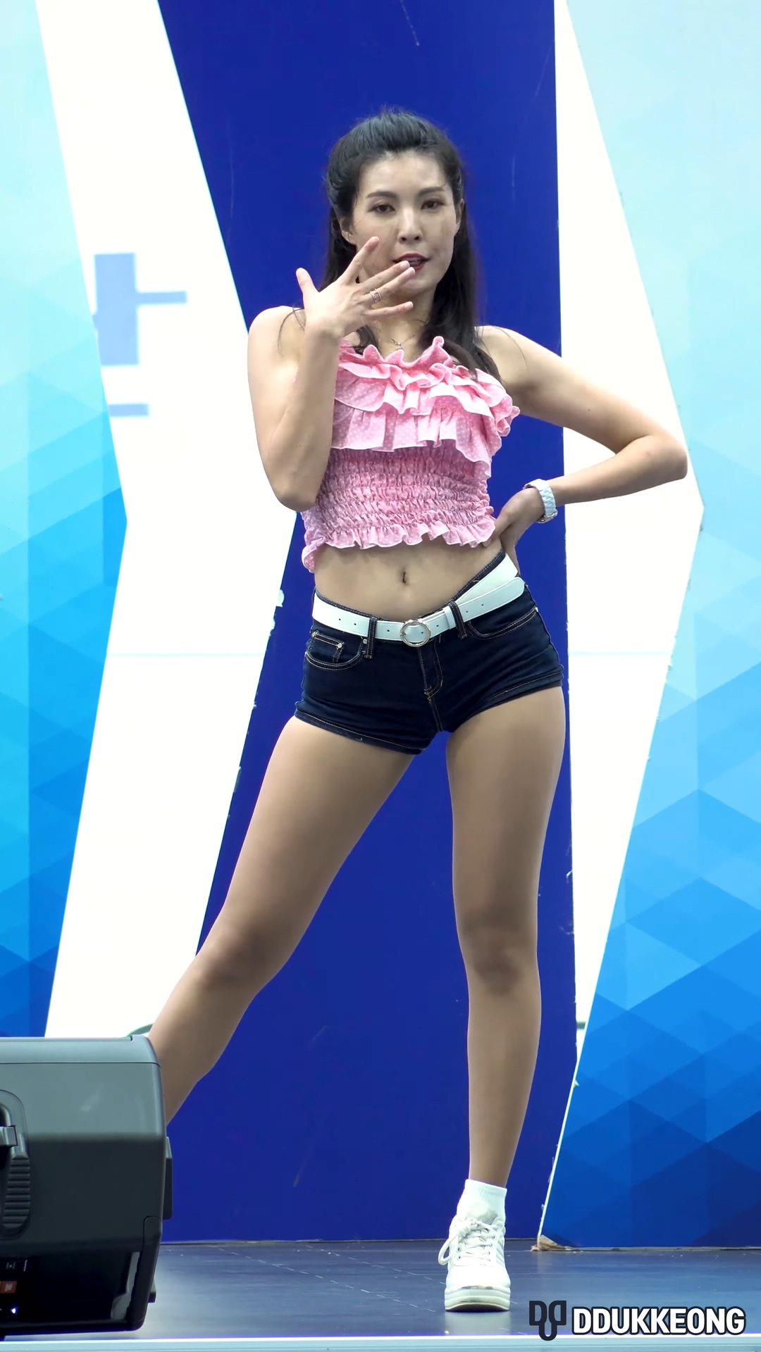Ůţɣ-FANCAM<strong><font color='red'>[7P]</font></strong>[.5108-09][190727][Cheer leader][KIM HANNA And CHEON ONU][4K]Ůŷ(4)