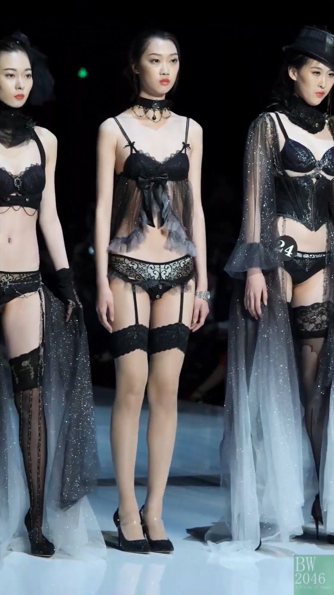ģأɣ-FANCAM<strong><font color='red'>[4P]</font></strong>[.5203][BW2046Ʒ][190731][1080P][ڇHƷƃչ]Ůŷ(4)