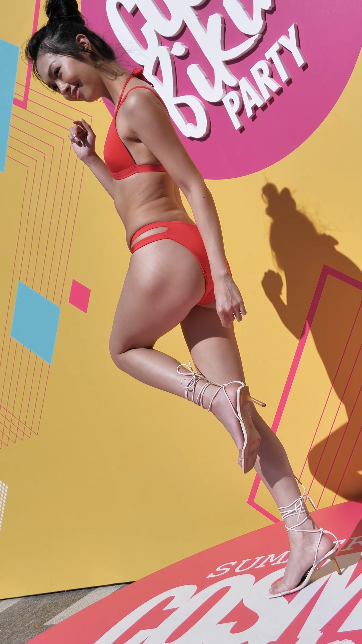 Ӱʦ-FANCAM<strong><font color='red'>[6P]</font></strong>[Ʒ][.5535][190826][ԭ4K][voda bikini party]Ůŷ(3)