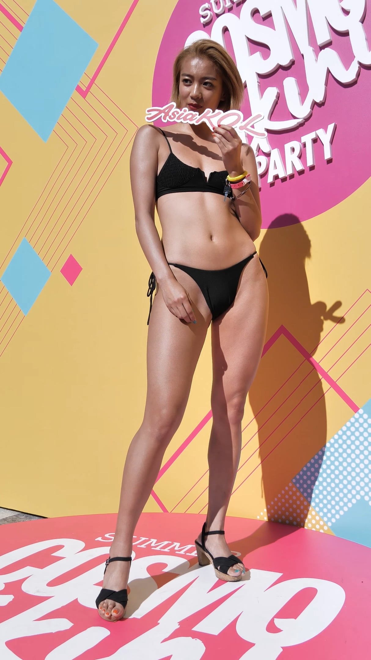 Ӱʦ-FANCAM<strong><font color='red'>[2P]</font></strong>[Ʒ][.5537][190826][ԭ4K][voda bikini party]Ůŷ(2)