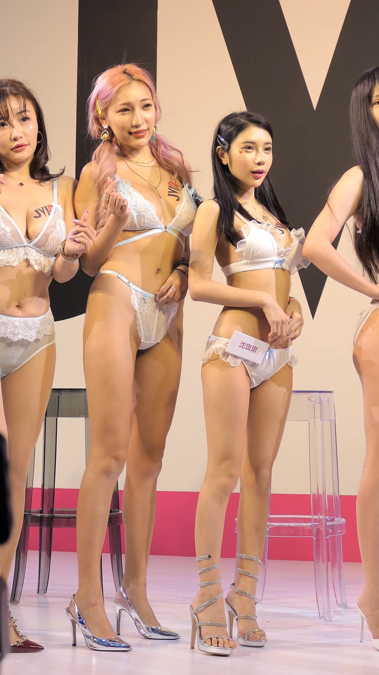 Ӱʦ-FANCAM<strong><font color='red'>[4P]</font></strong>[fanpaixiu.com][.5540][190903][4K][֮]Ůŷ(2)
