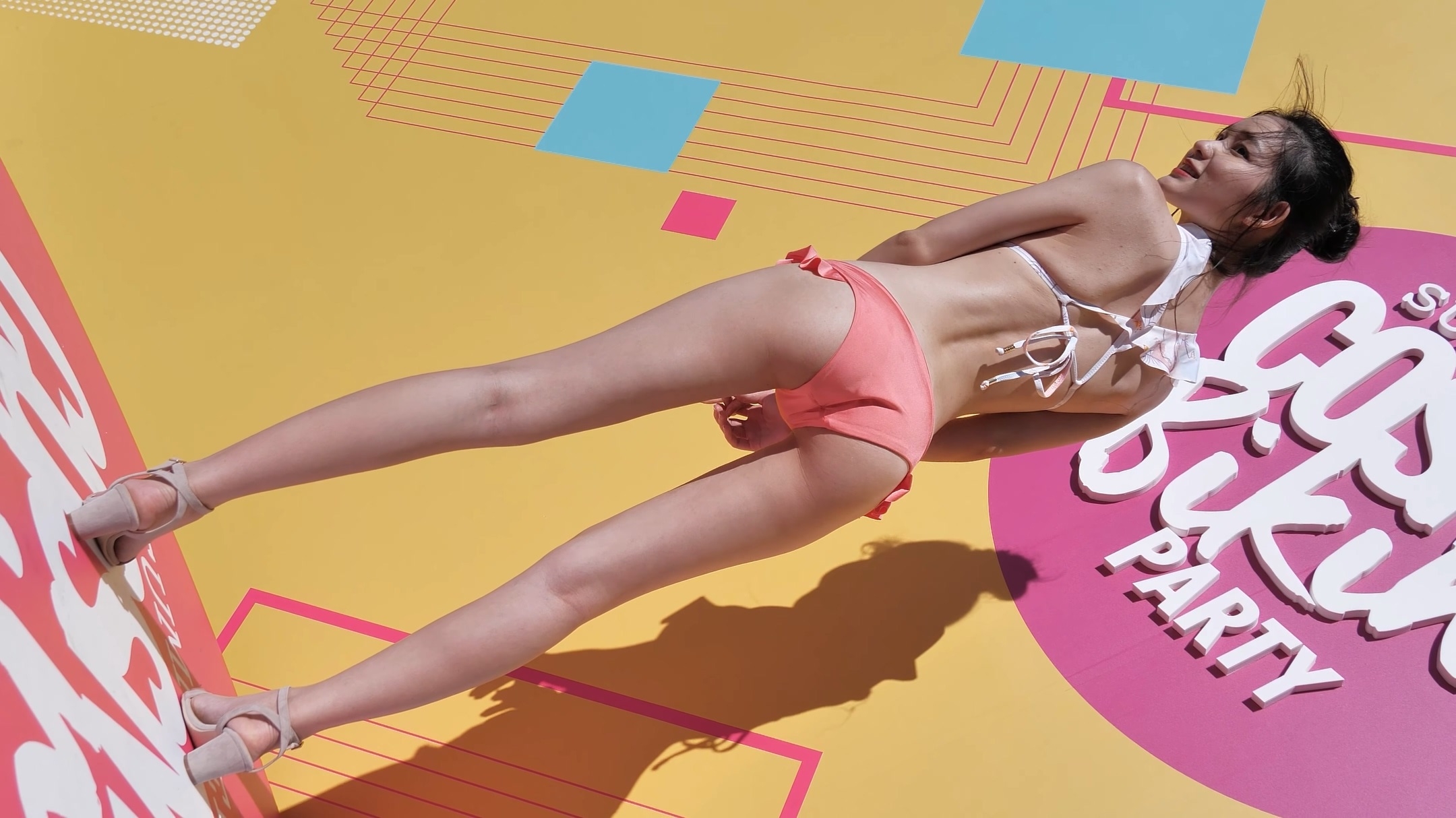 Ӱʦ-FANCAM<strong><font color='red'>[6P]</font></strong>[Ʒ][.5535][190826][ԭ4K][voda bikini party]Ůŷ(7)
