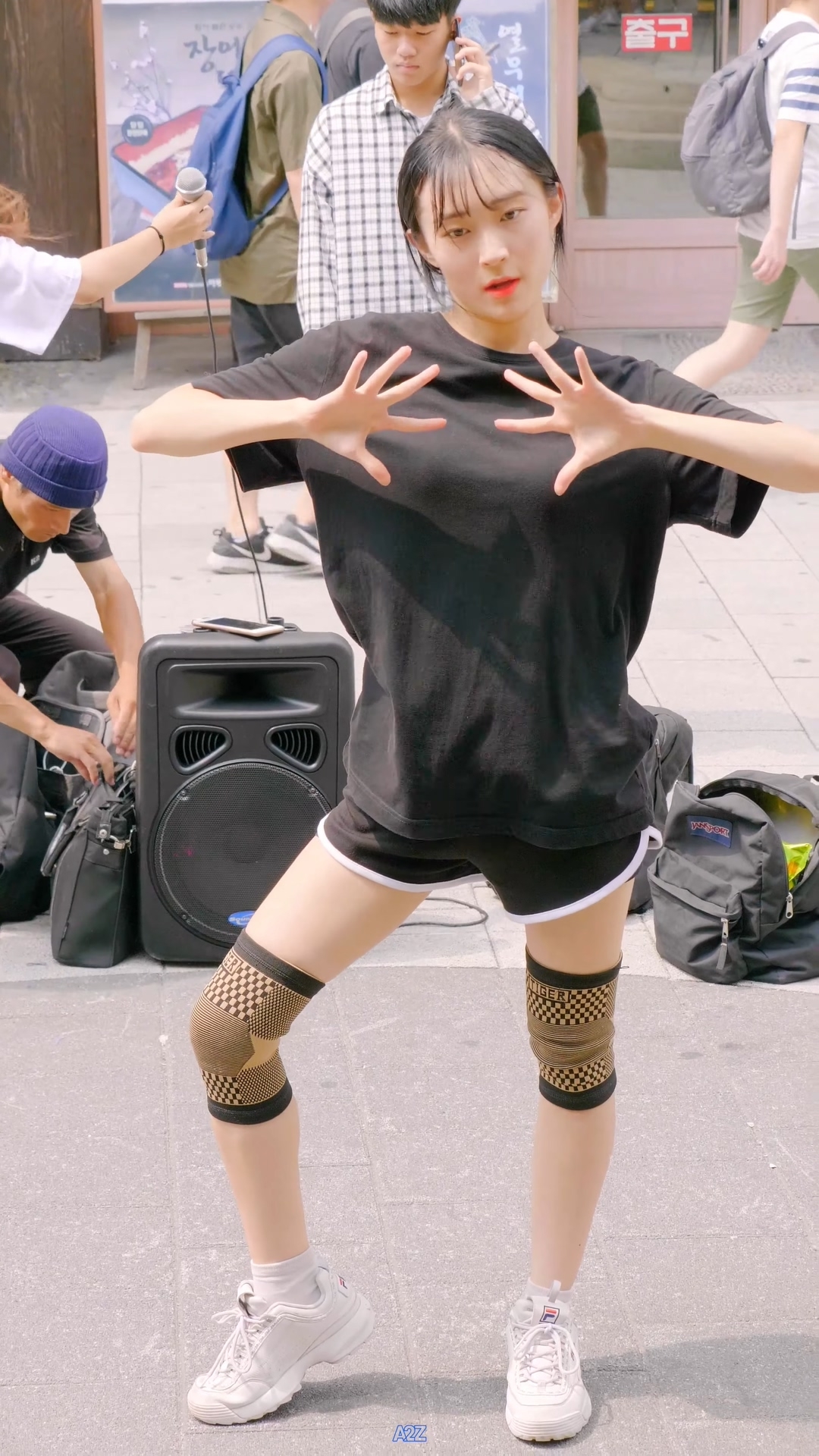 Ůţɣ-FANCAM<strong><font color='red'>[4P]</font></strong>[.5649.50][190909][A-BLE][4K][Hongdae]Ůŷ(4)