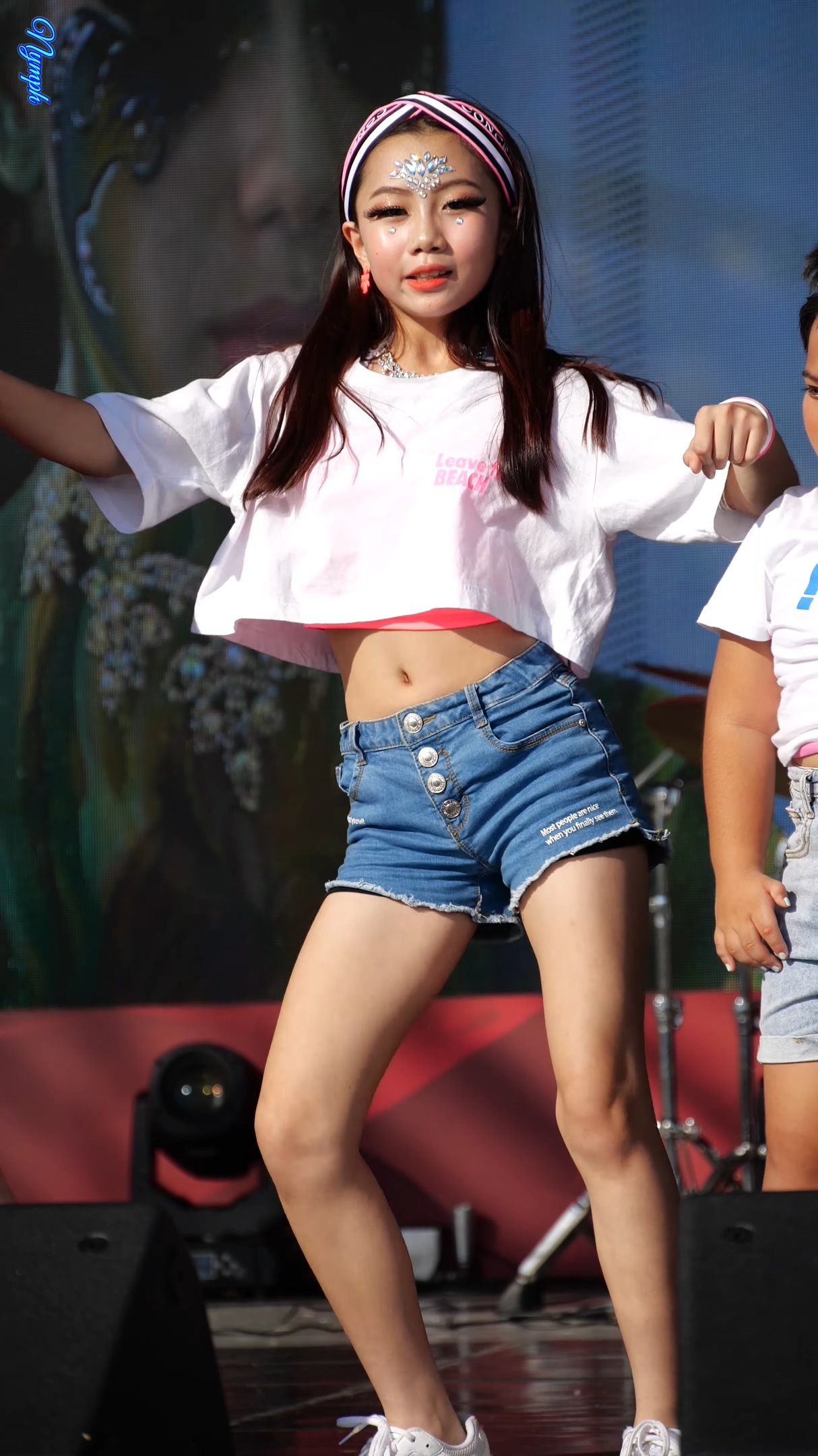 Ůţɣ-FANCAM<strong><font color='red'>[4P]</font></strong>[.5793][190915][4K][Student Kpop]Ůŷ(2)