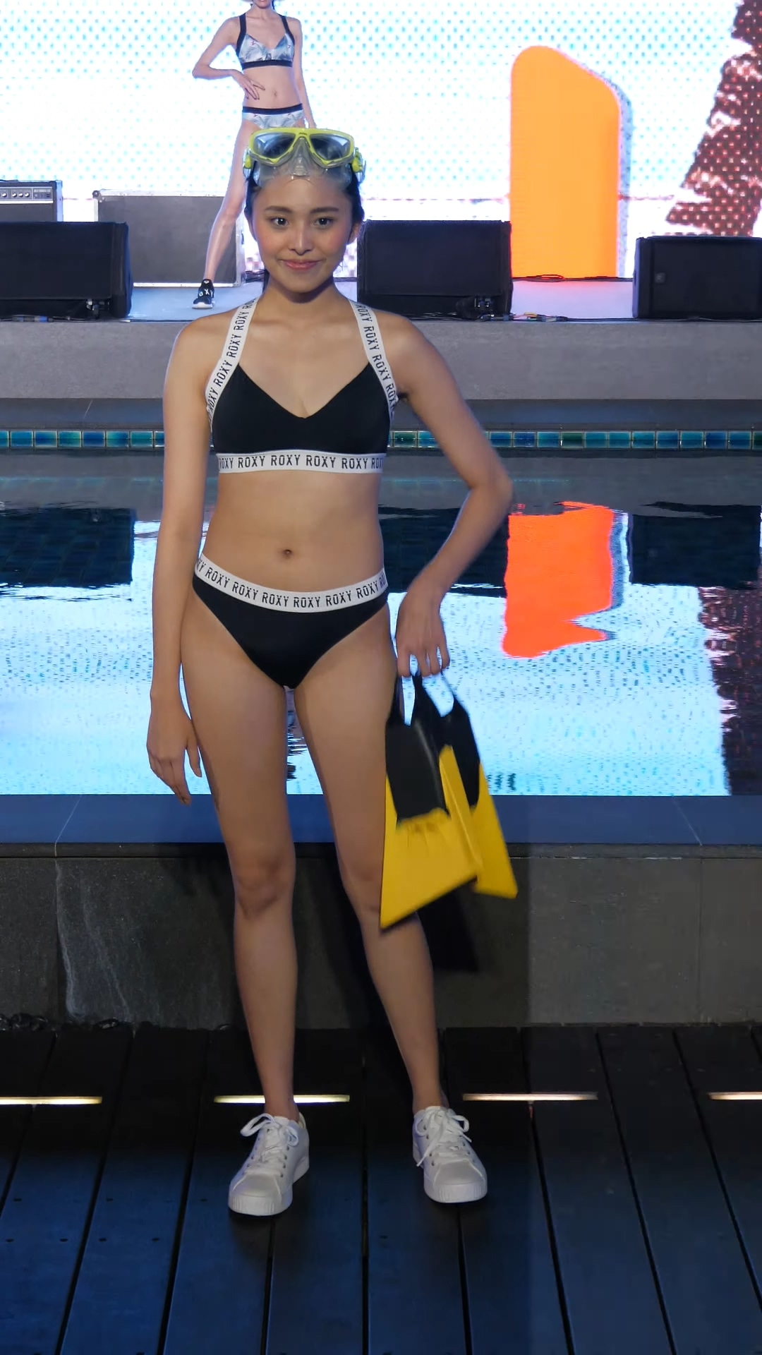 Ӱʦ-FANCAM<strong><font color='red'>[6P]</font></strong>[Ʒ][.5859.60][190922][4K][Wethotel roxy bikini poolparty]Ůŷ(2)