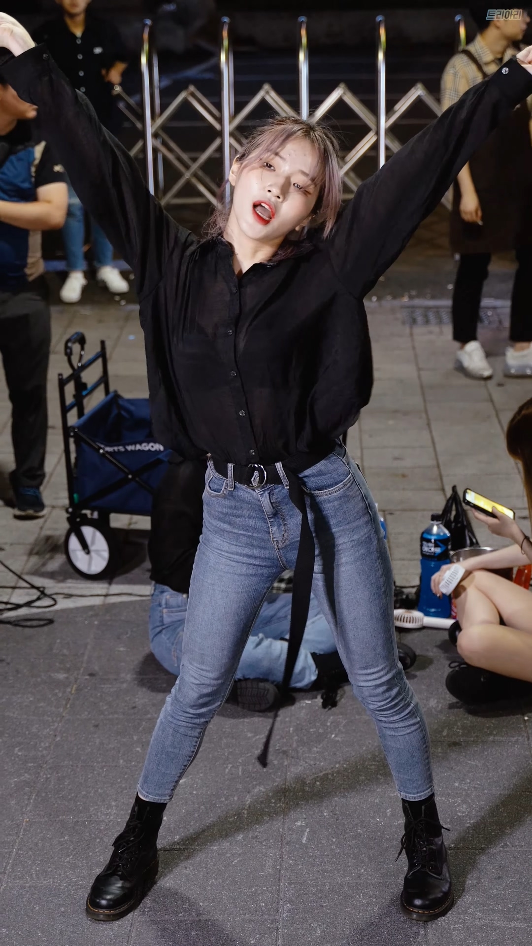 Ůţɣ-FANCAM<strong><font color='red'>[4P]</font></strong>[.5867][190922][4K][Clock Sally][PICK ME]Ůŷ(3)