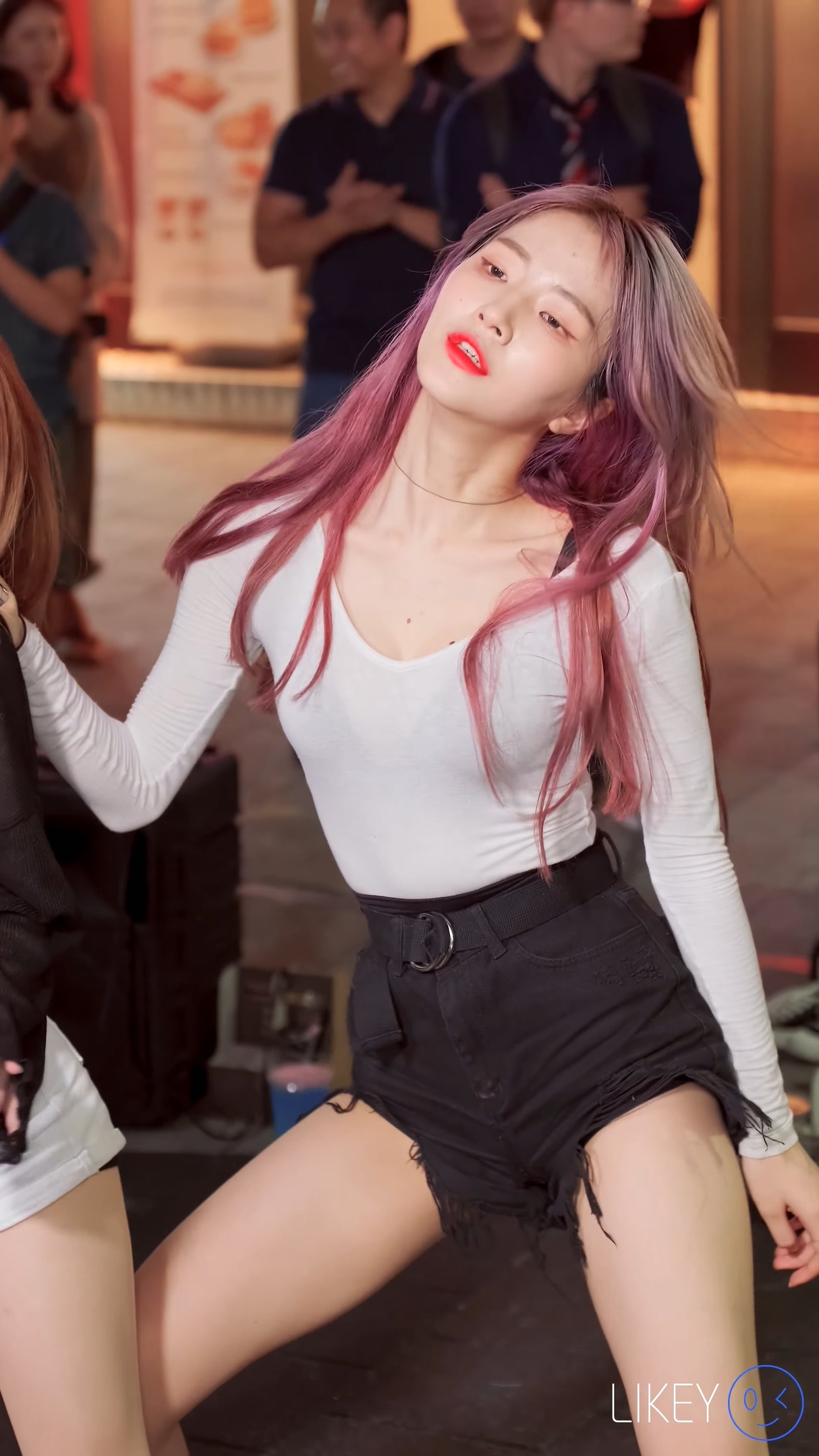 Ůţɣ-FANCAM<strong><font color='red'>[9P]</font></strong>[.5905.5920][LIKEYƷ][190924][4K][Clock Sally][Lip & Hip]16ϼŮŷ(5)