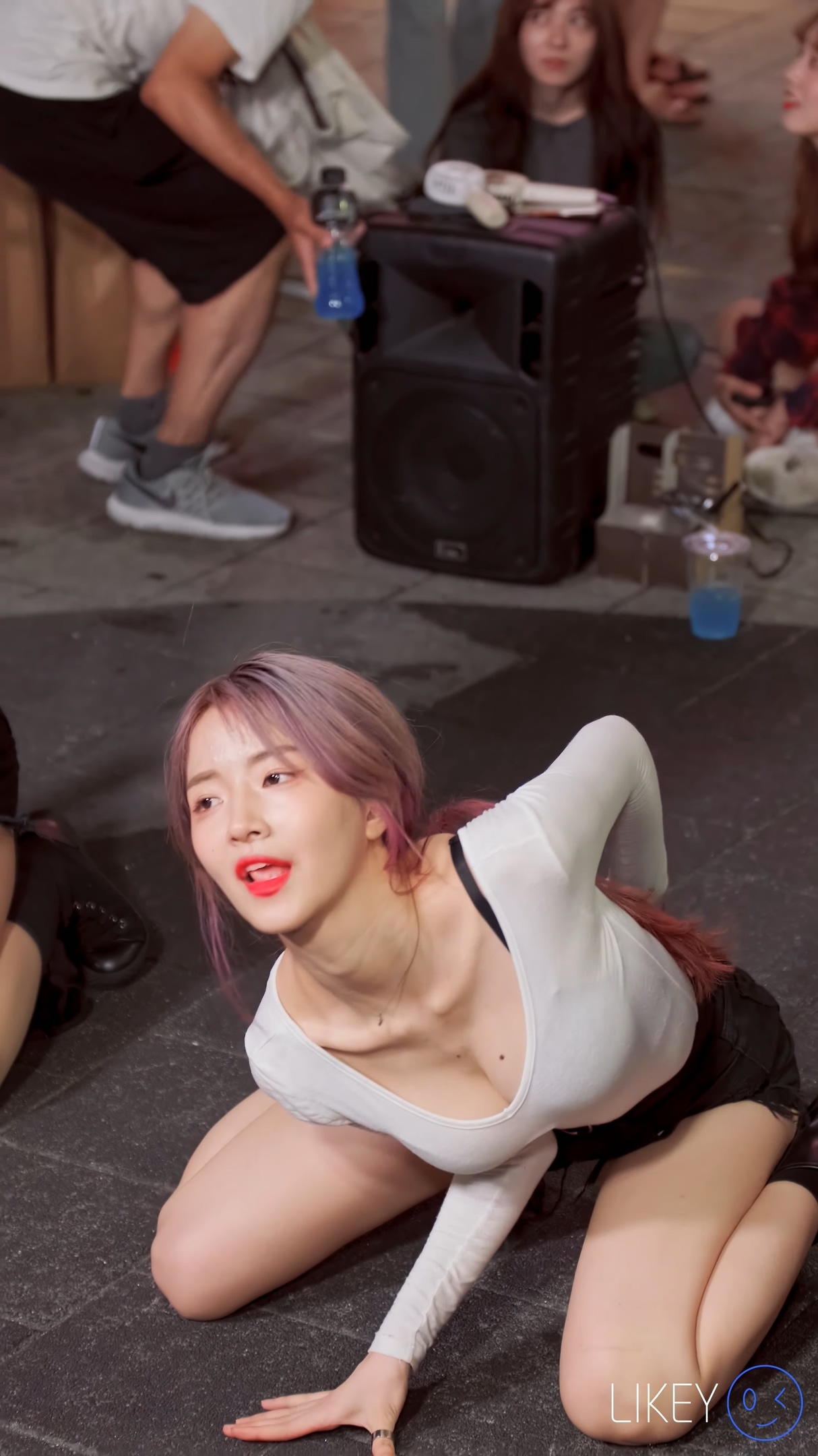 Ůţɣ-FANCAM<strong><font color='red'>[9P]</font></strong>[.5905.5920][LIKEYƷ][190924][4K][Clock Sally][Lip & Hip]16ϼŮŷ(6)