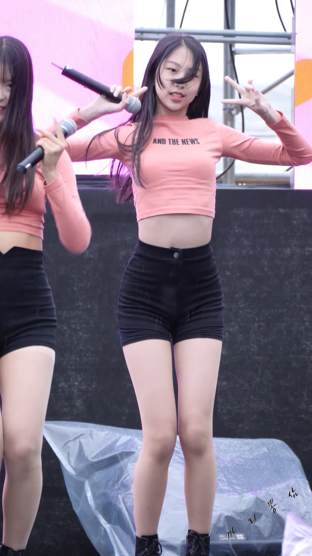 Ůţɣ-FANCAM<strong><font color='red'>[6P]</font></strong>[.5976.78][190928][4K][Startis][BoMin][Roly-Poly]3ϼŮŷ(2)
