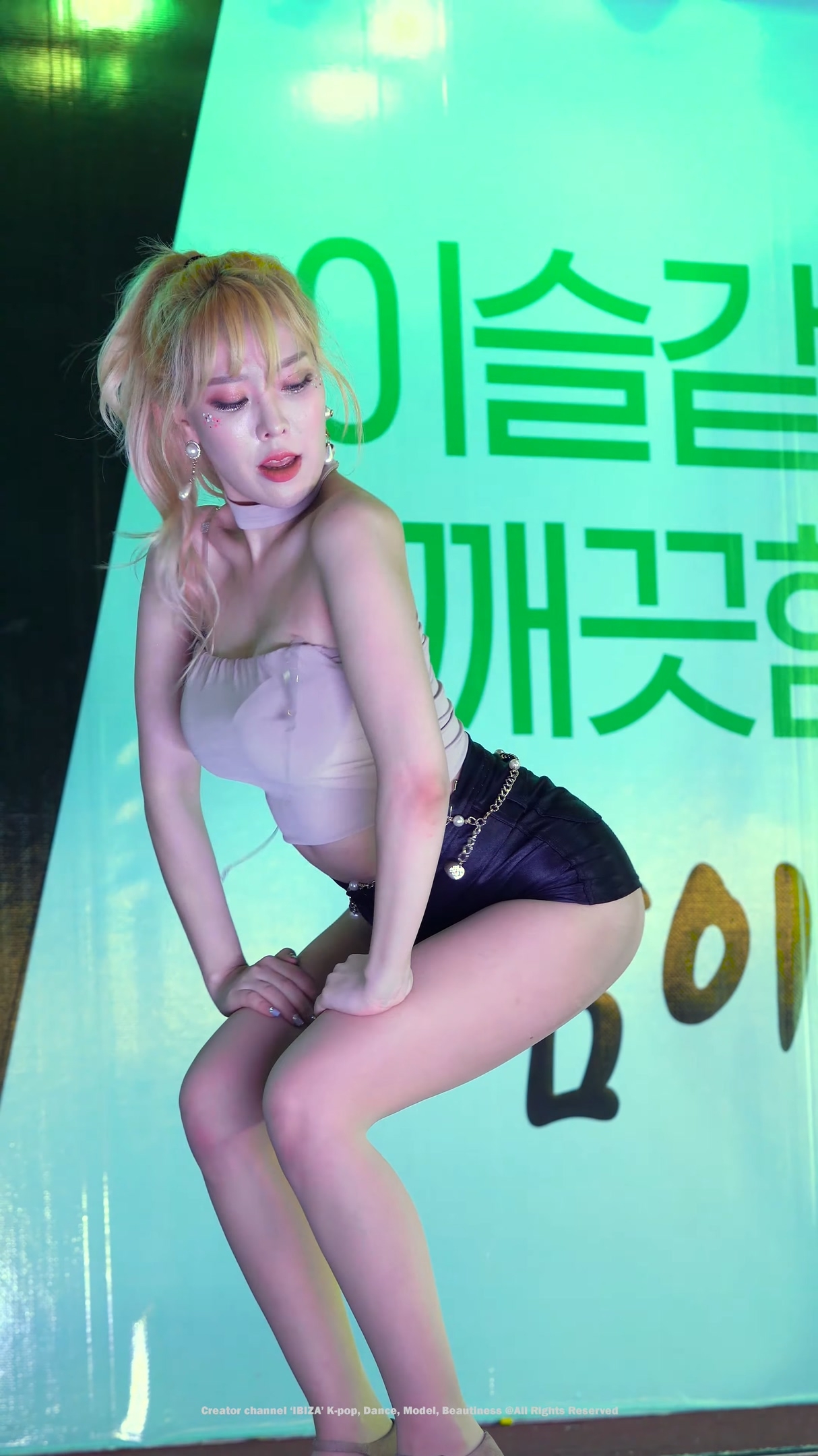 Ůţɣ-FANCAM<strong><font color='red'>[6P]</font></strong>[.5980][IBIZAƷ][190928][4K][Girl Crush][ZIA][Magenta Riddim]Ůŷ(6)